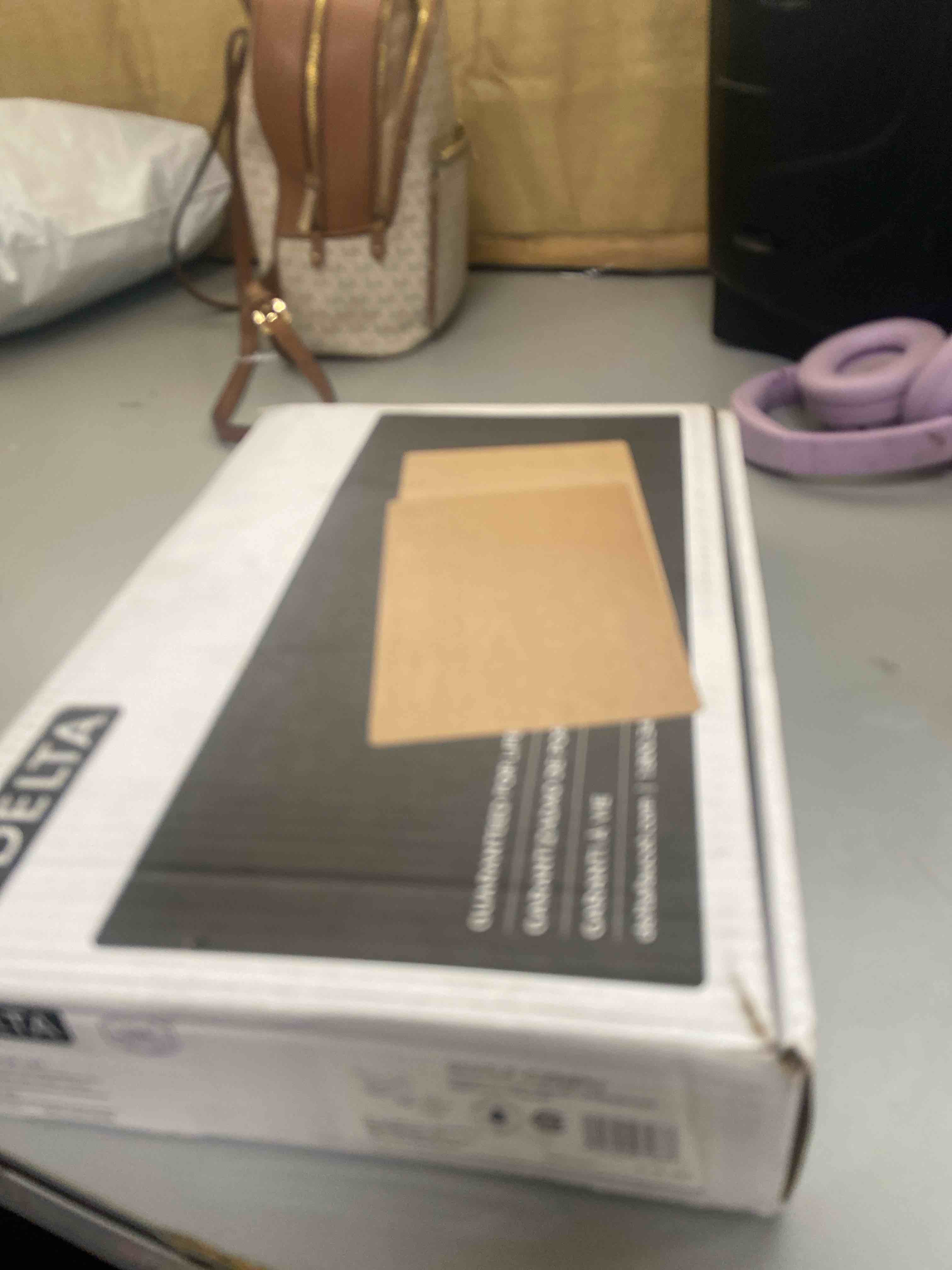 https://s3.amazonaws.com/lotting-images-prod/phillipi/GRA4942801_1779728714662.jpeg