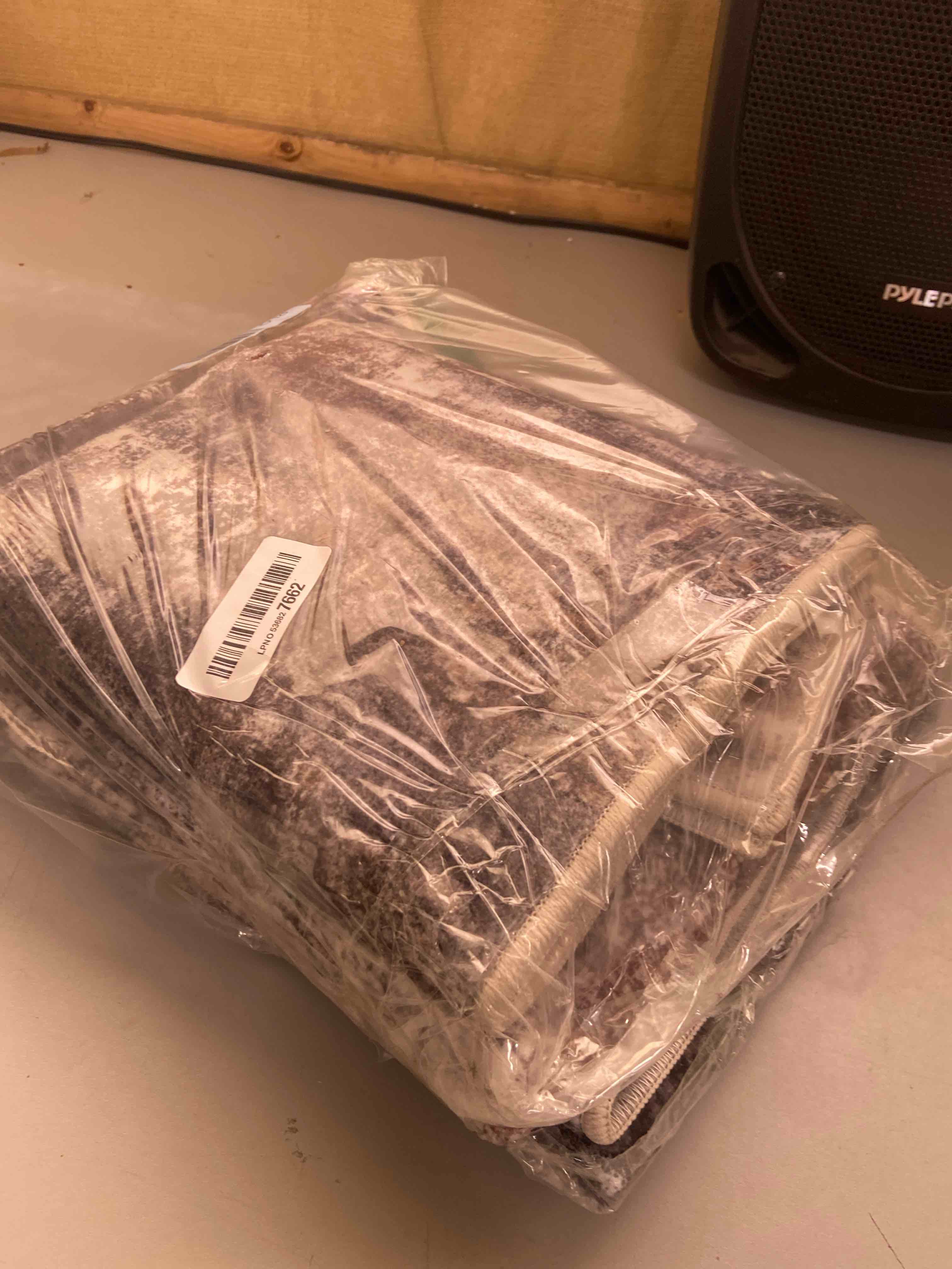 https://s3.amazonaws.com/lotting-images-prod/phillipi/GRA4942882_1779810091481.jpeg