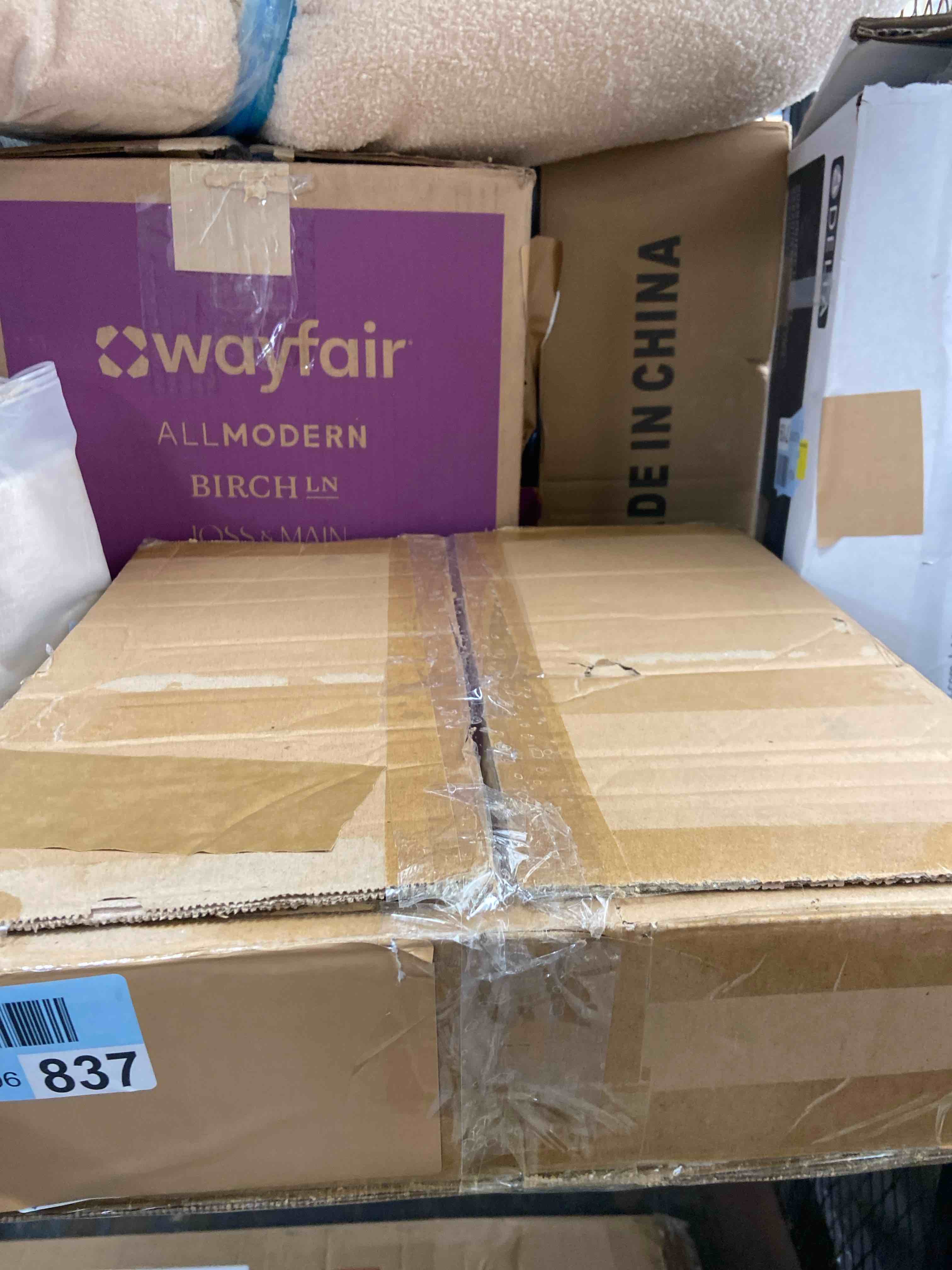 https://s3.amazonaws.com/lotting-images-prod/phillipi/GRA4942954_1779824935553.jpeg