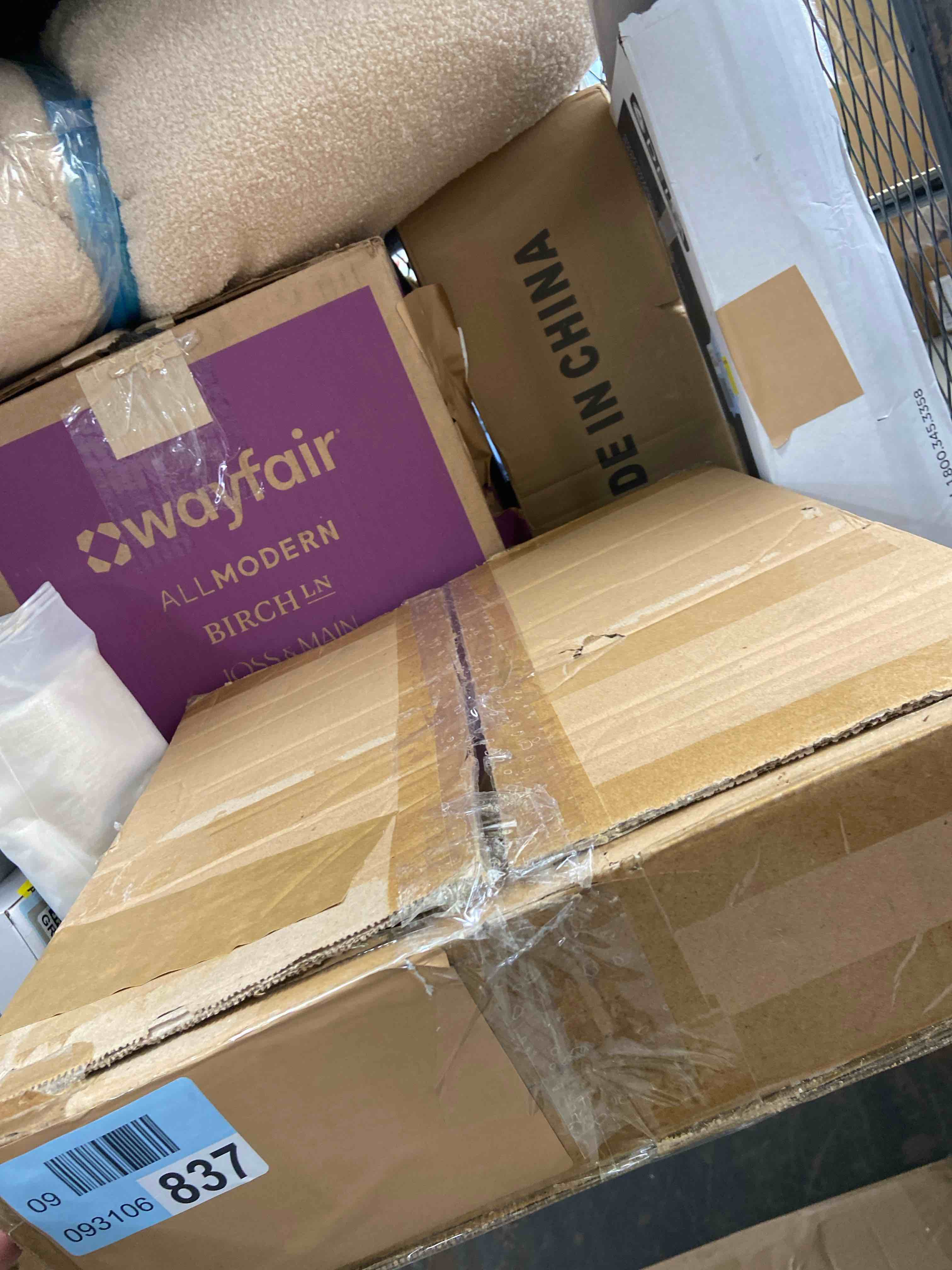 https://s3.amazonaws.com/lotting-images-prod/phillipi/GRA4942954_1779824936521.jpeg