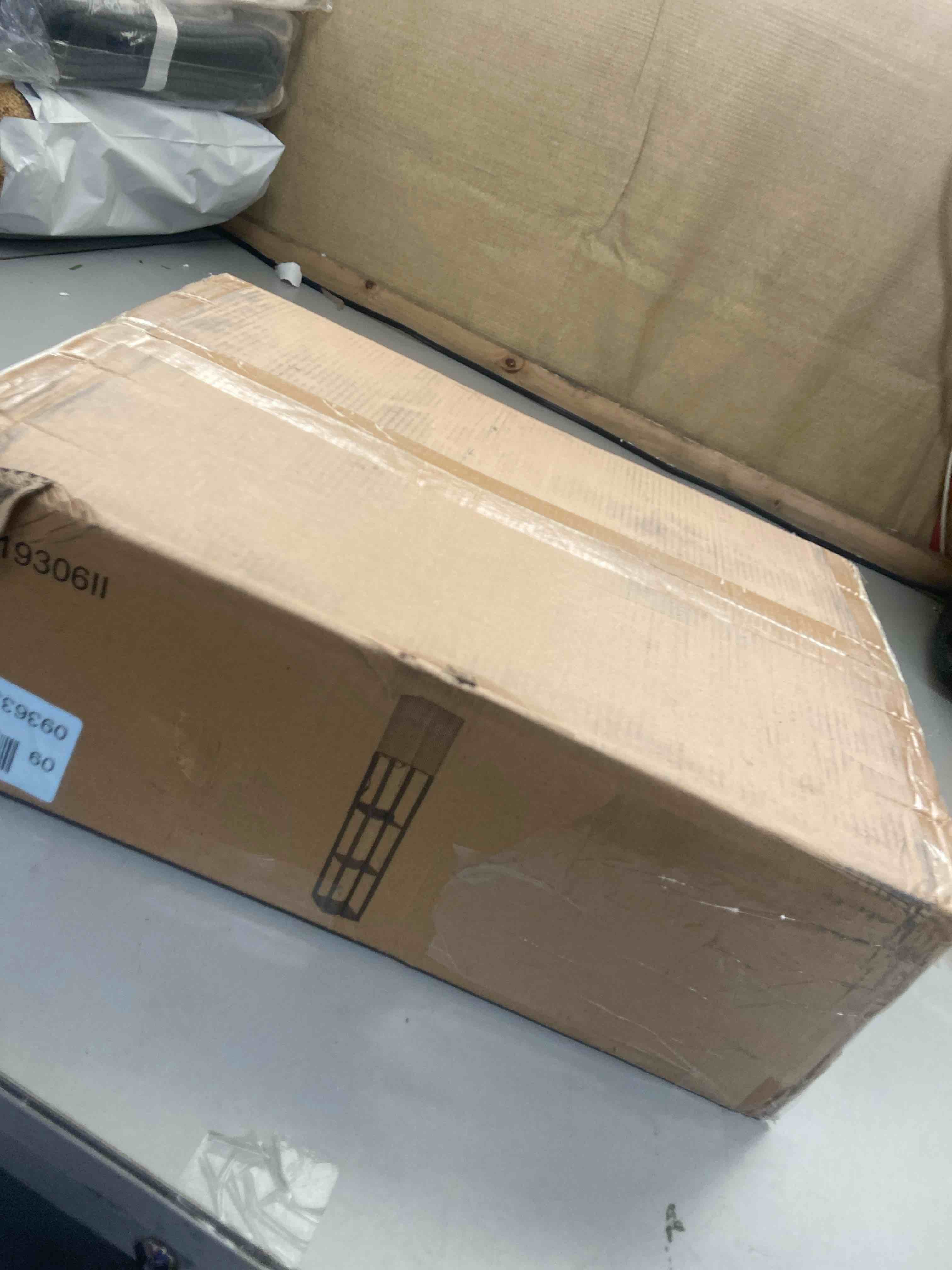 https://s3.amazonaws.com/lotting-images-prod/phillipi/GRA4942995_1779898404202.jpeg