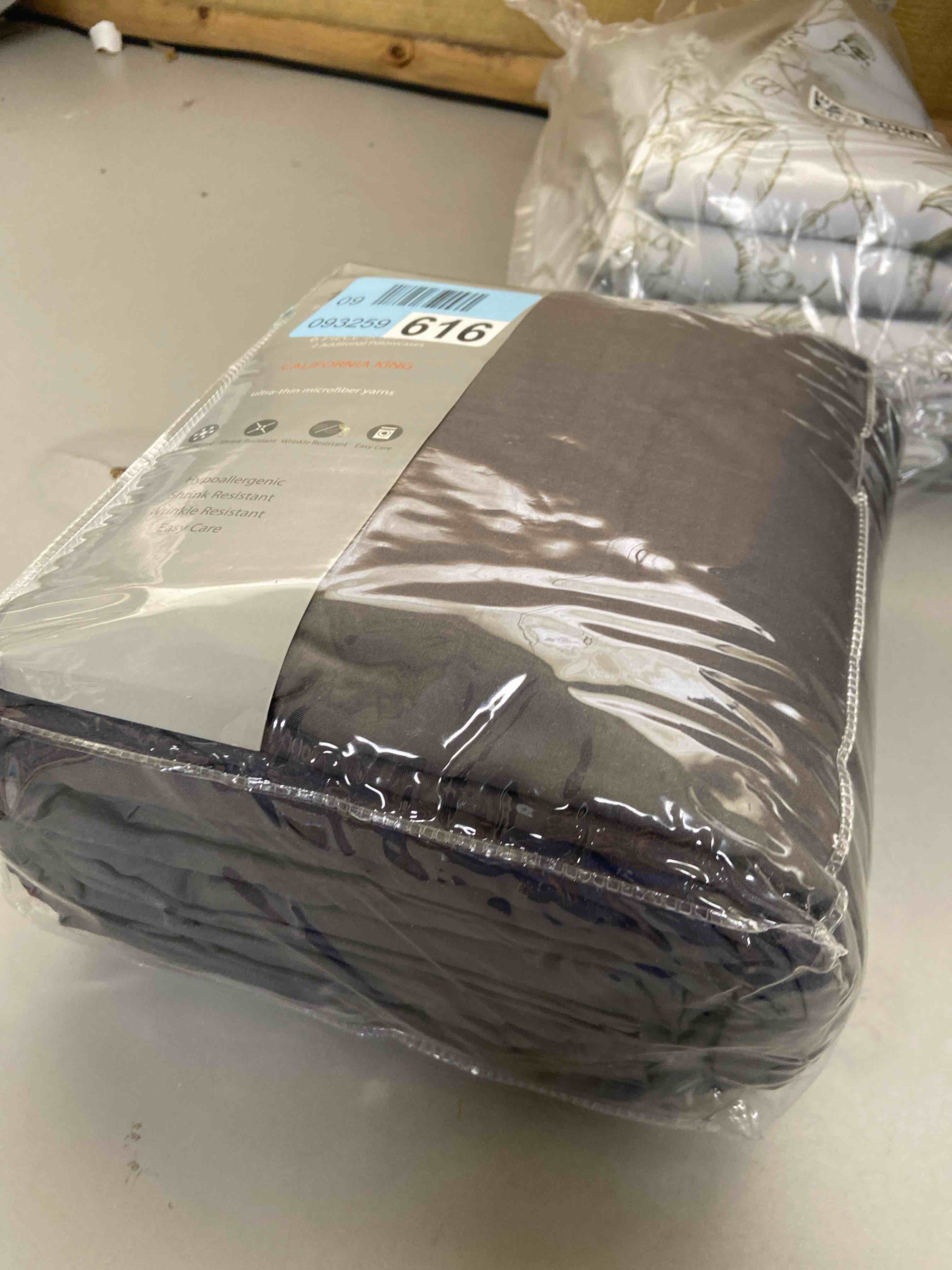 https://s3.amazonaws.com/lotting-images-prod/phillipi/GRA4943003_1779901318390.jpeg