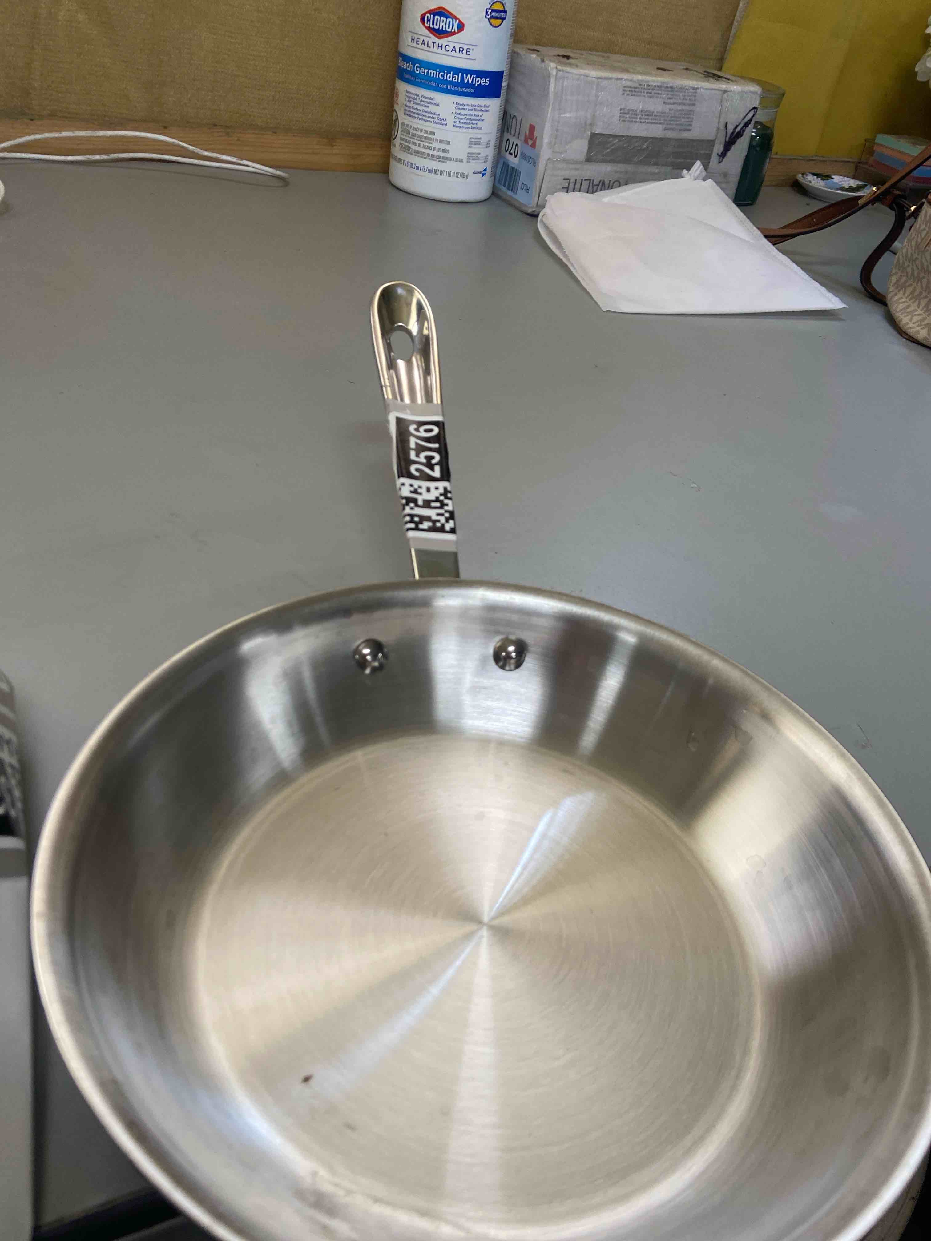 Condition photo showing Good Condition for all-clad stainless steel copper core 5-ply bonded dishwasher safe 8-inch fry pan