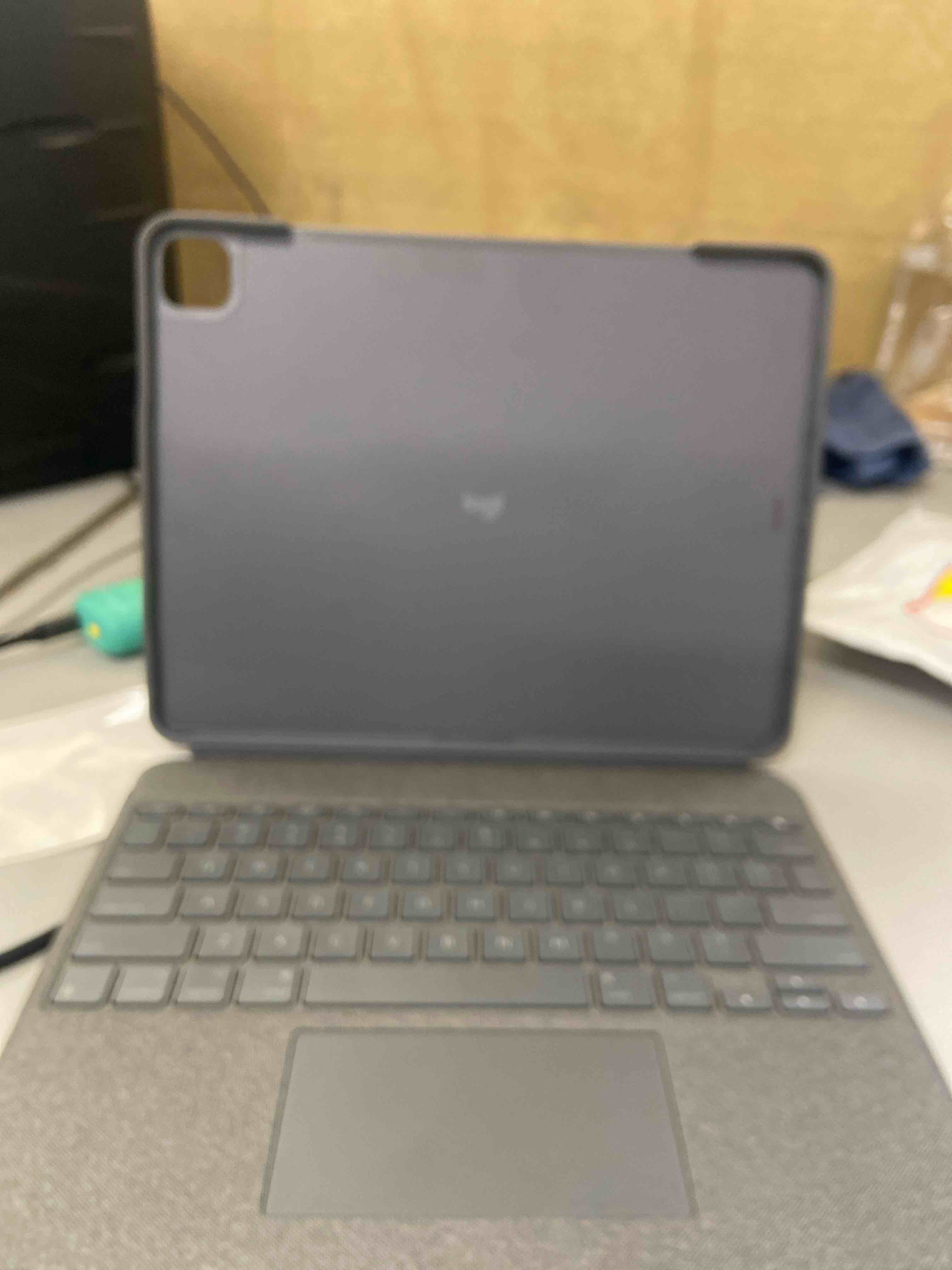 Condition photo showing New/Like New for logitech combo touch ipad pro 12.9-inch (5th, 6th gen - 2021, 2022) keyboard case - detachable backlit keyboard with kickstand, click-anywhere trackpad, smart connector - oxford gray; usa layout