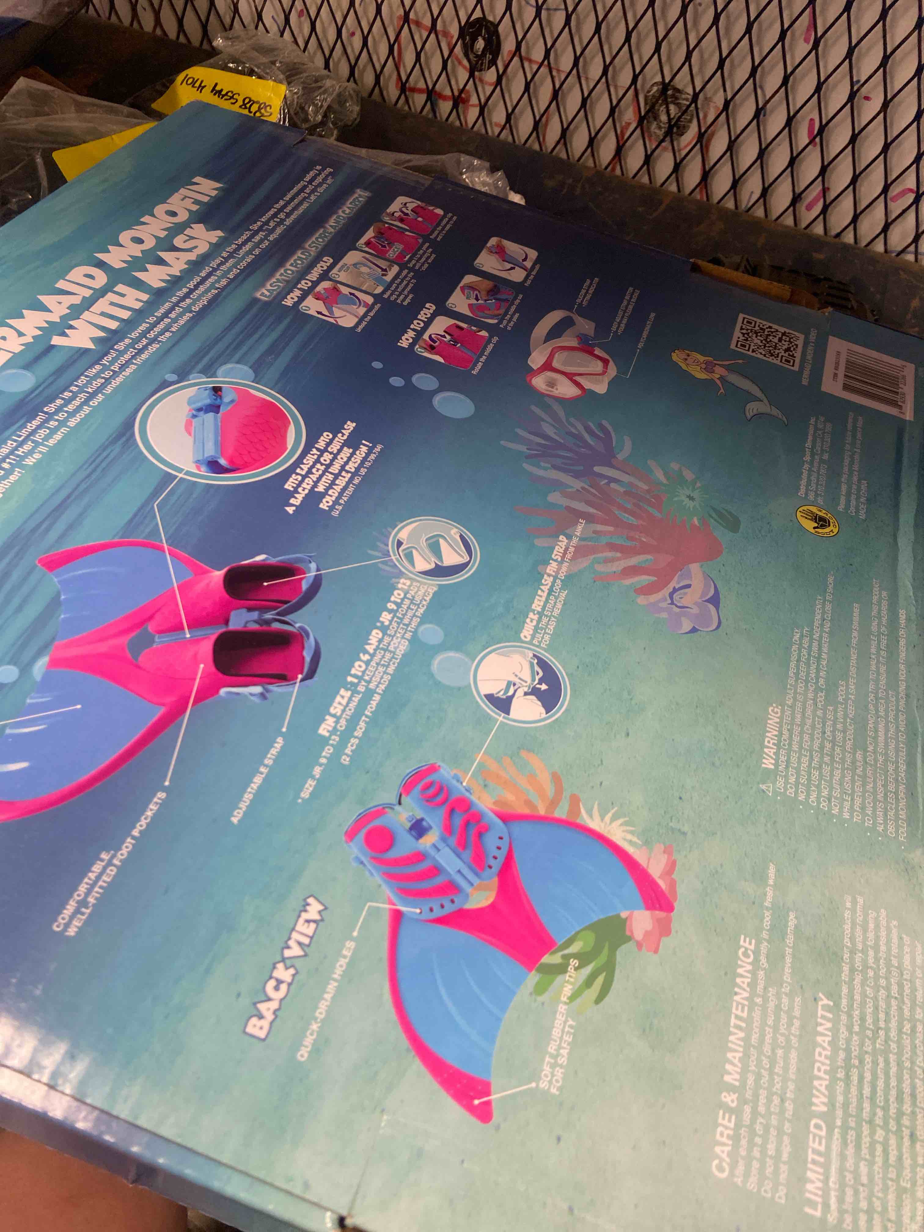 Condition photo showing New/Like New for body glove mermaid monofin with mask mermaid linden pink/blue