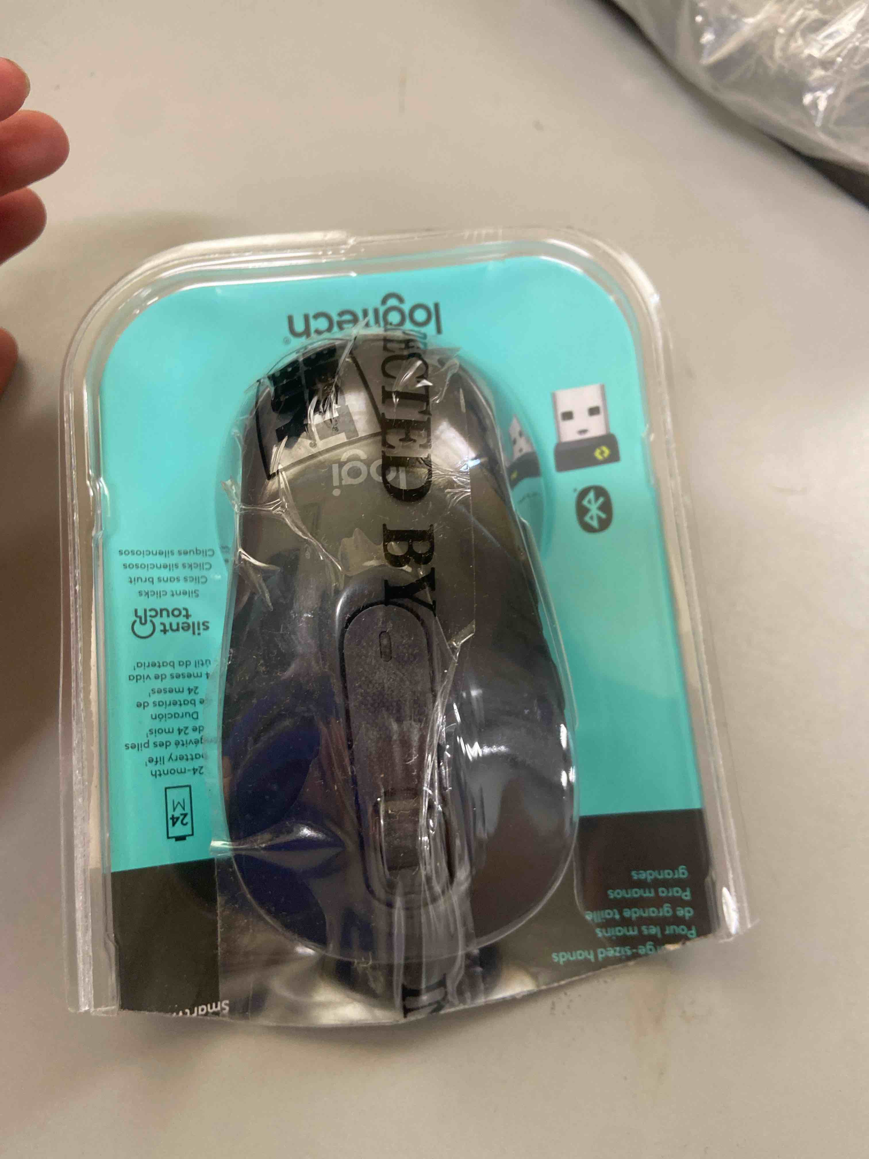 Condition photo showing New/Like New for logitech signature m650 l full size wireless mouse - for large sized hands  2-year battery  silent clicks  customizable side buttons  bluetooth  graphite