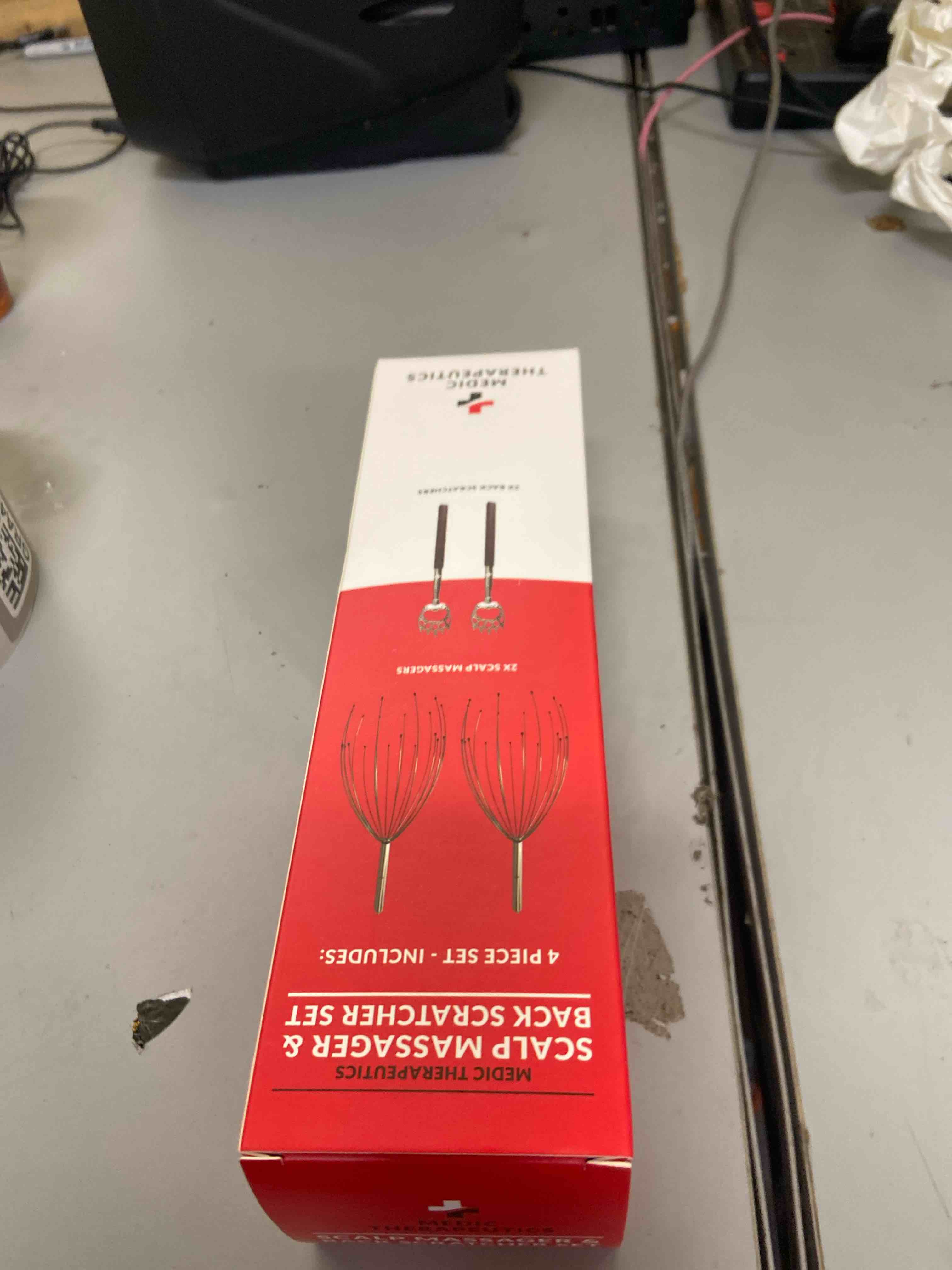 Condition photo showing New/Like New for medic therapeutics head & scalp massager w/ back scratcher 4-pack