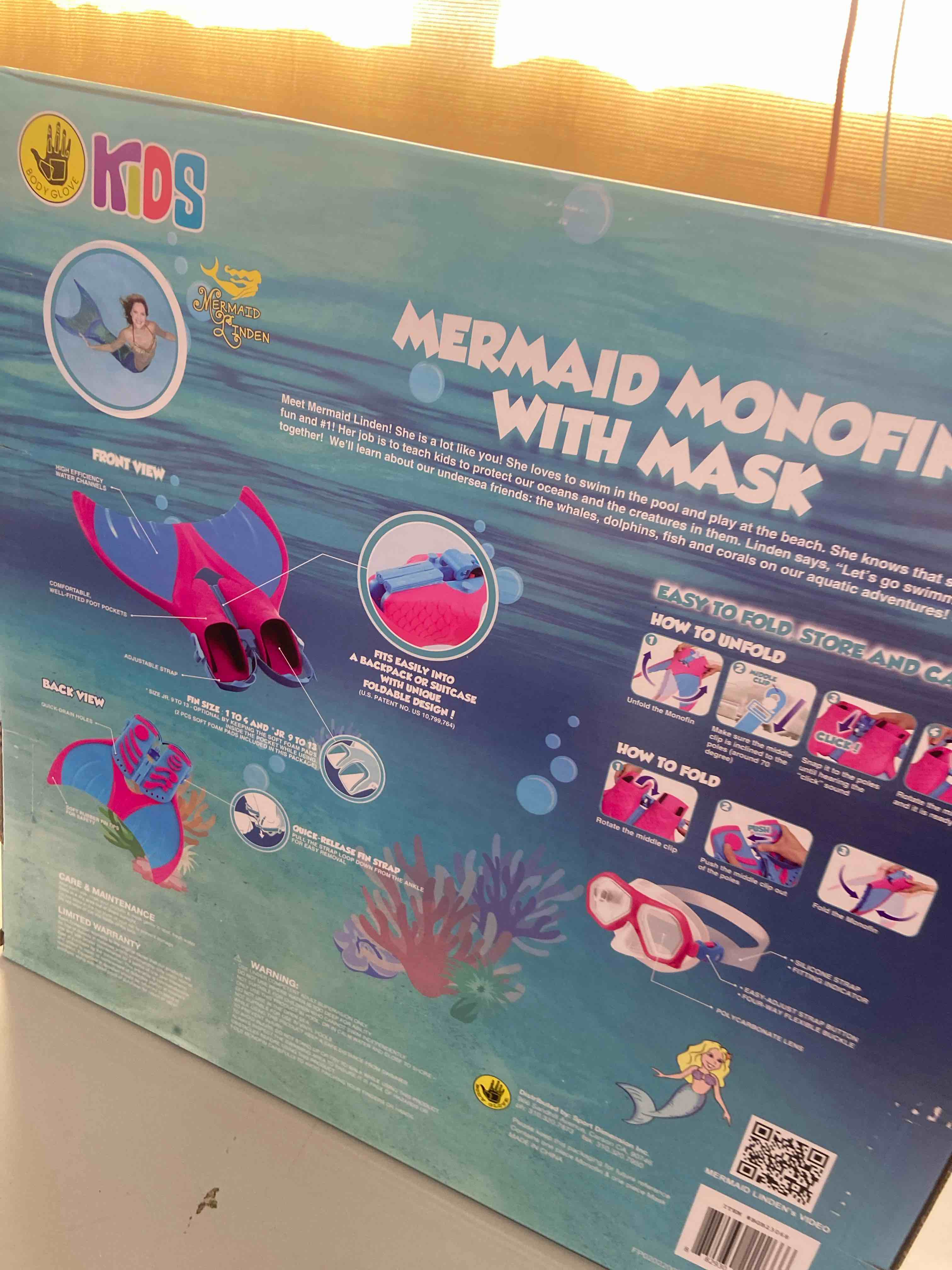 Condition photo showing New/Like New for body glove mermaid monofin with mask mermaid linden pink/blue