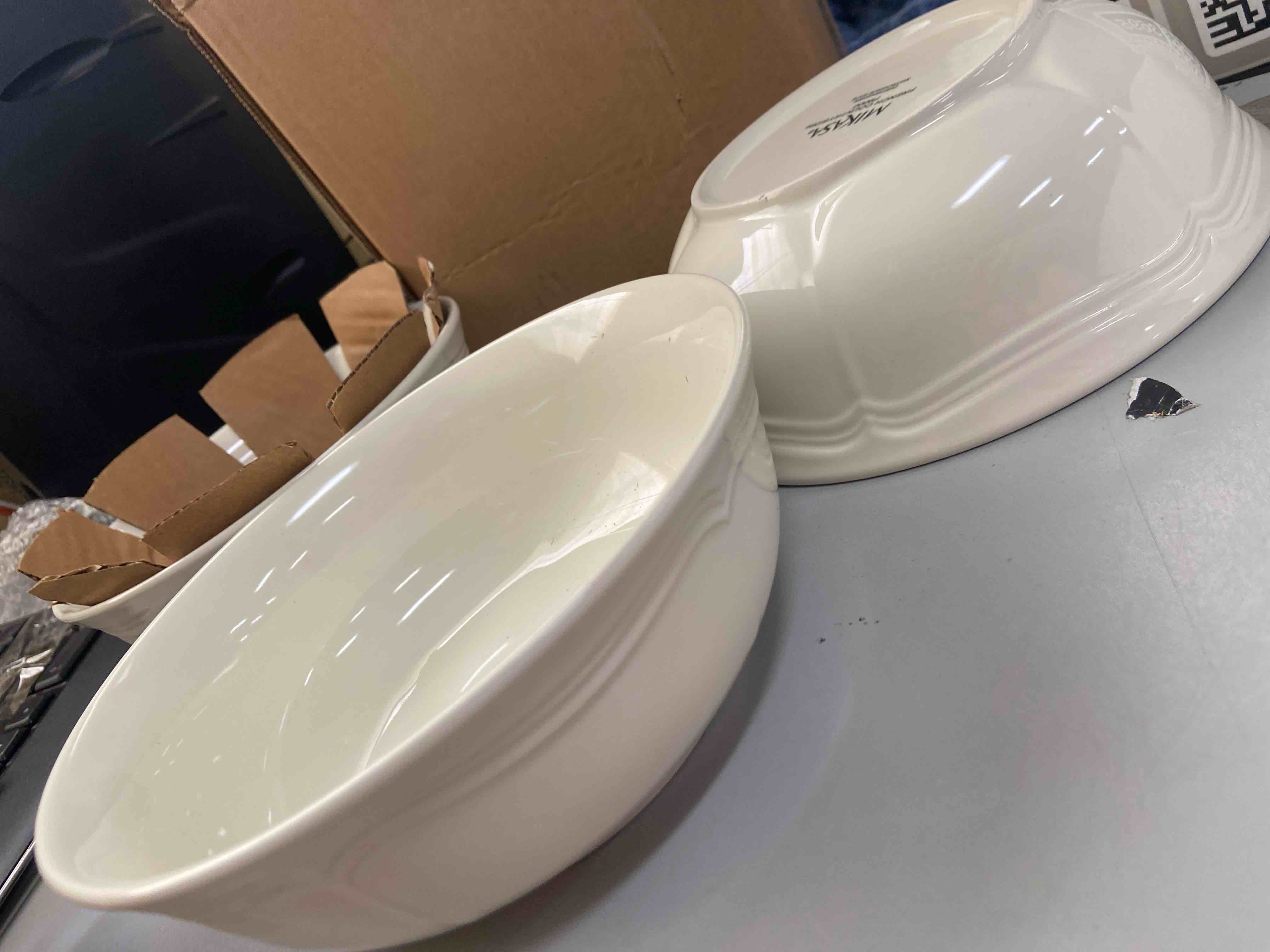 Condition photo showing Good Condition for mikasa french countryside 7 in cereal bowl set of 4