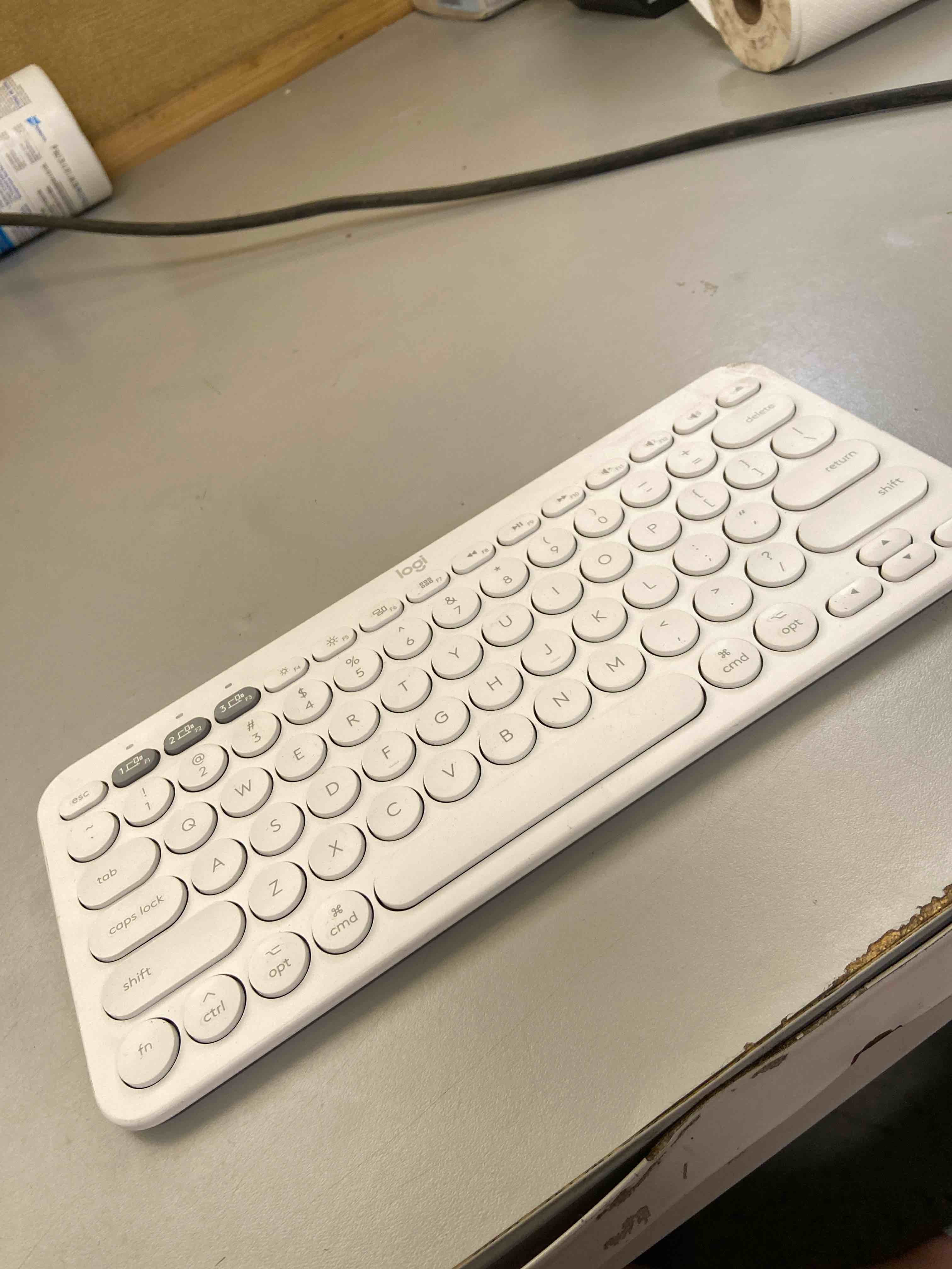 Condition photo showing Good Condition for logitech pebble keys 2 k380s, multi-device bluetooth wireless keyboard with customizable shortcuts, slim and portable, easy-switch for windows, macos, ipados, android, chrome os - tonal white pc keyboard white