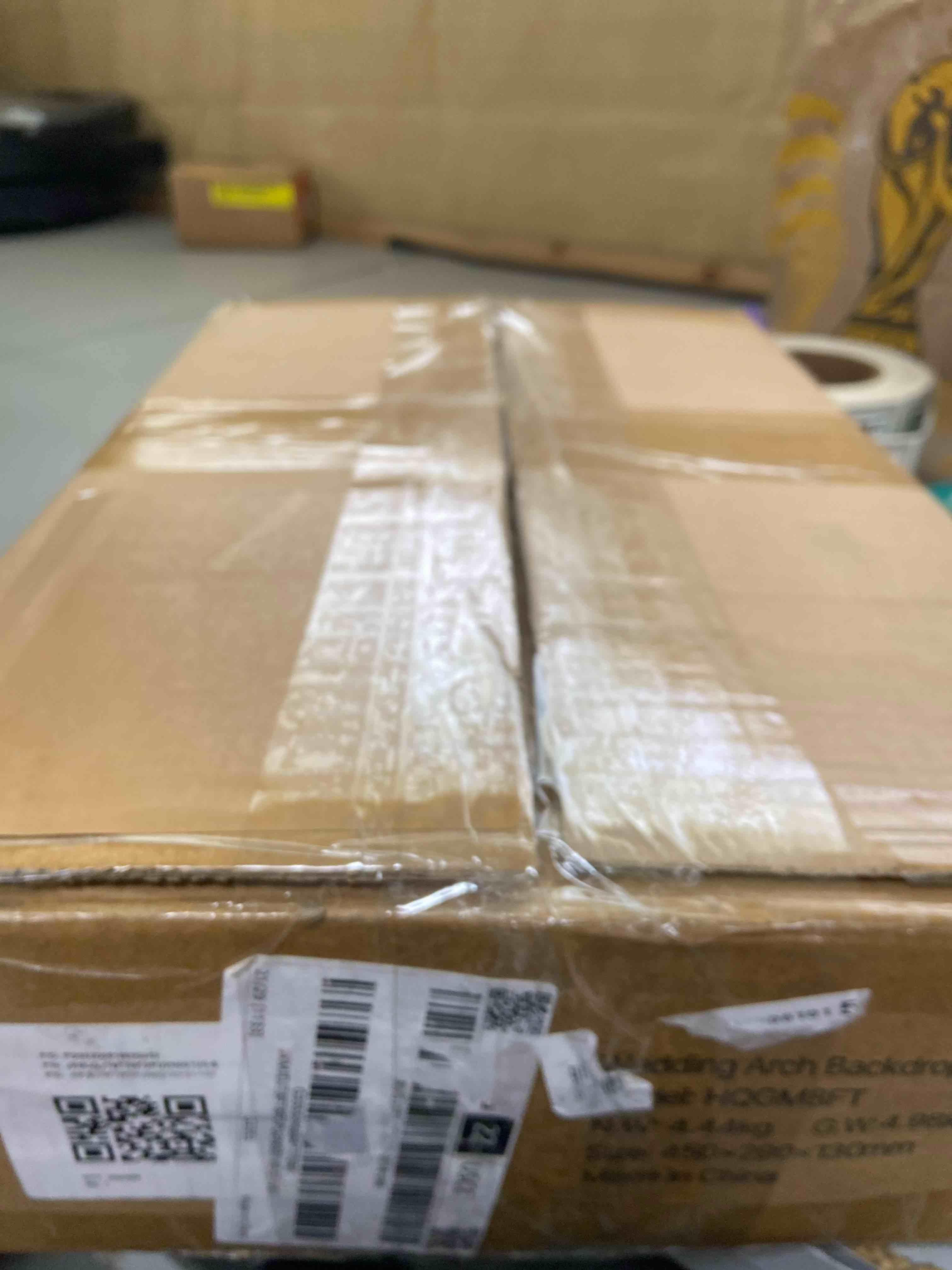 Condition photo showing New/Like New for vevor arch backdrop stand, 8 x 8 ft, stable structure, easy assembly, square gold metal arch backdrop stand for wedding, birthday party, graduation, holiday celebration, and ceremony decoration 8.8ft