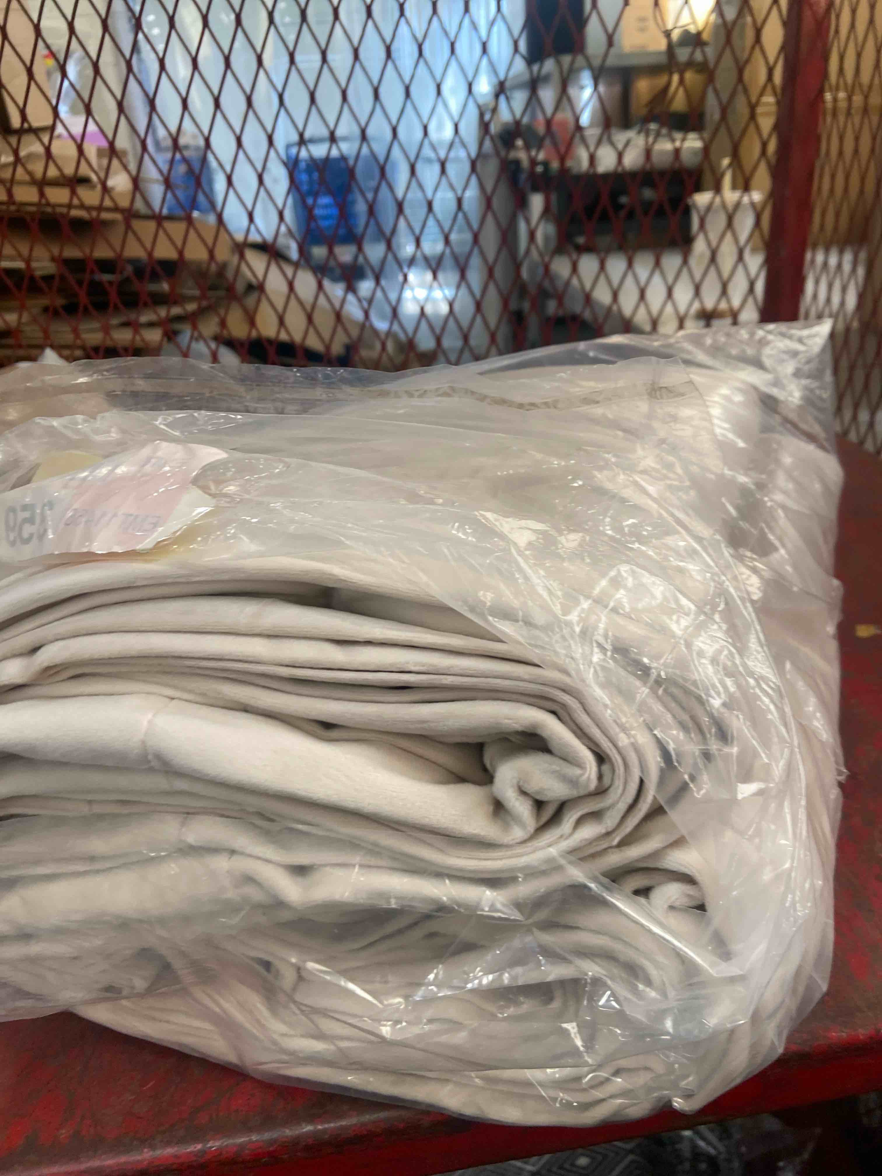 Condition photo showing New/Like New for snitie cream velvet curtains with back tab and rod pocket thermal insulated soft privacy light-filtering velvet drapes for bedroom and living room, set of 2 panels, 52 x 84 inches long