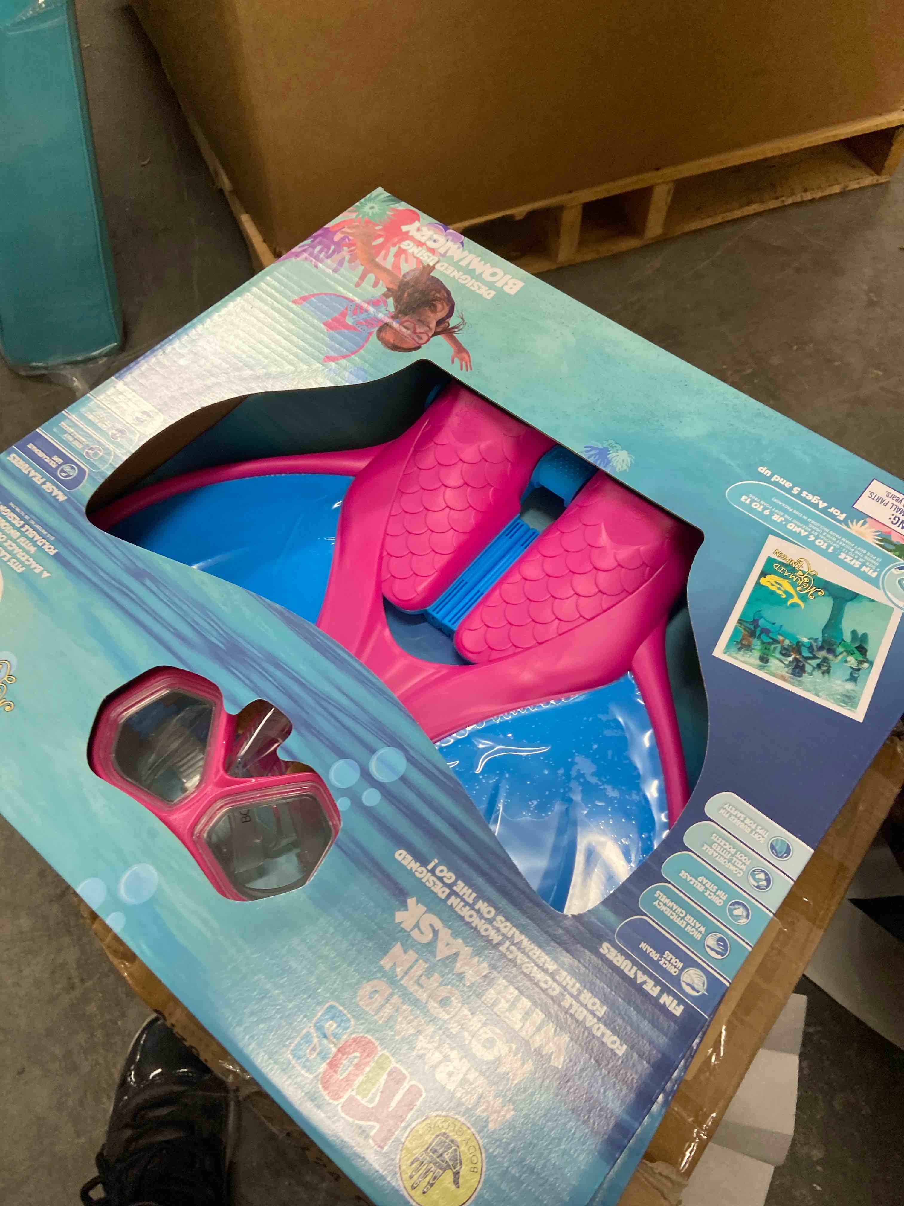 Condition photo showing New/Like New for body glove mermaid monofin with mask mermaid linden pink/blue