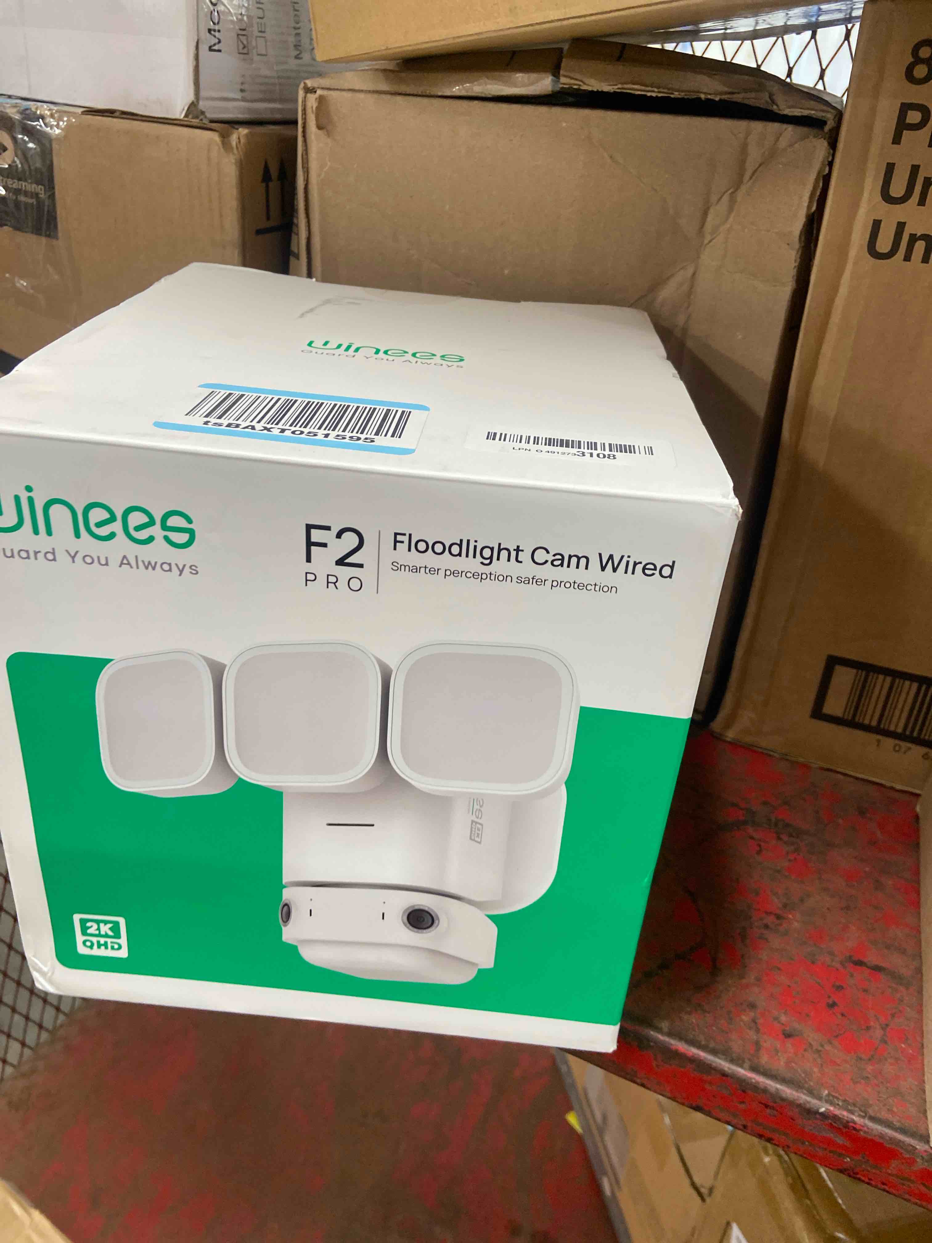 Condition photo showing New/Like New for winees floodlight camera, 2k hd dual-lens outdoor security camera, 180 degree panoramic motion detection, 3000 lumens, color night vision, 110db siren, 2-way audio (white)