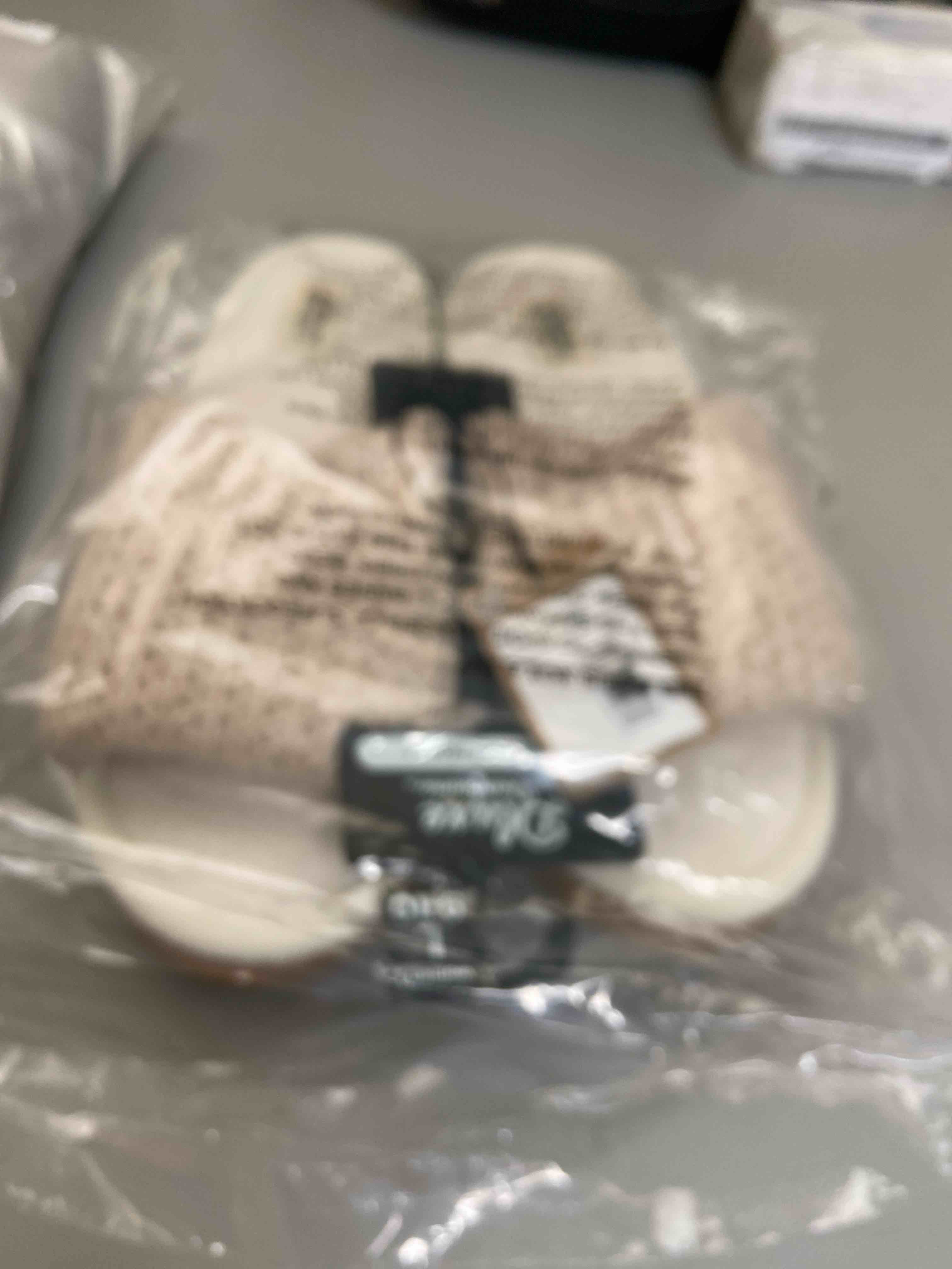 Condition photo showing New/Like New for dluxe by dearfoams women's zola knit twist vamp slide slippers - cream l