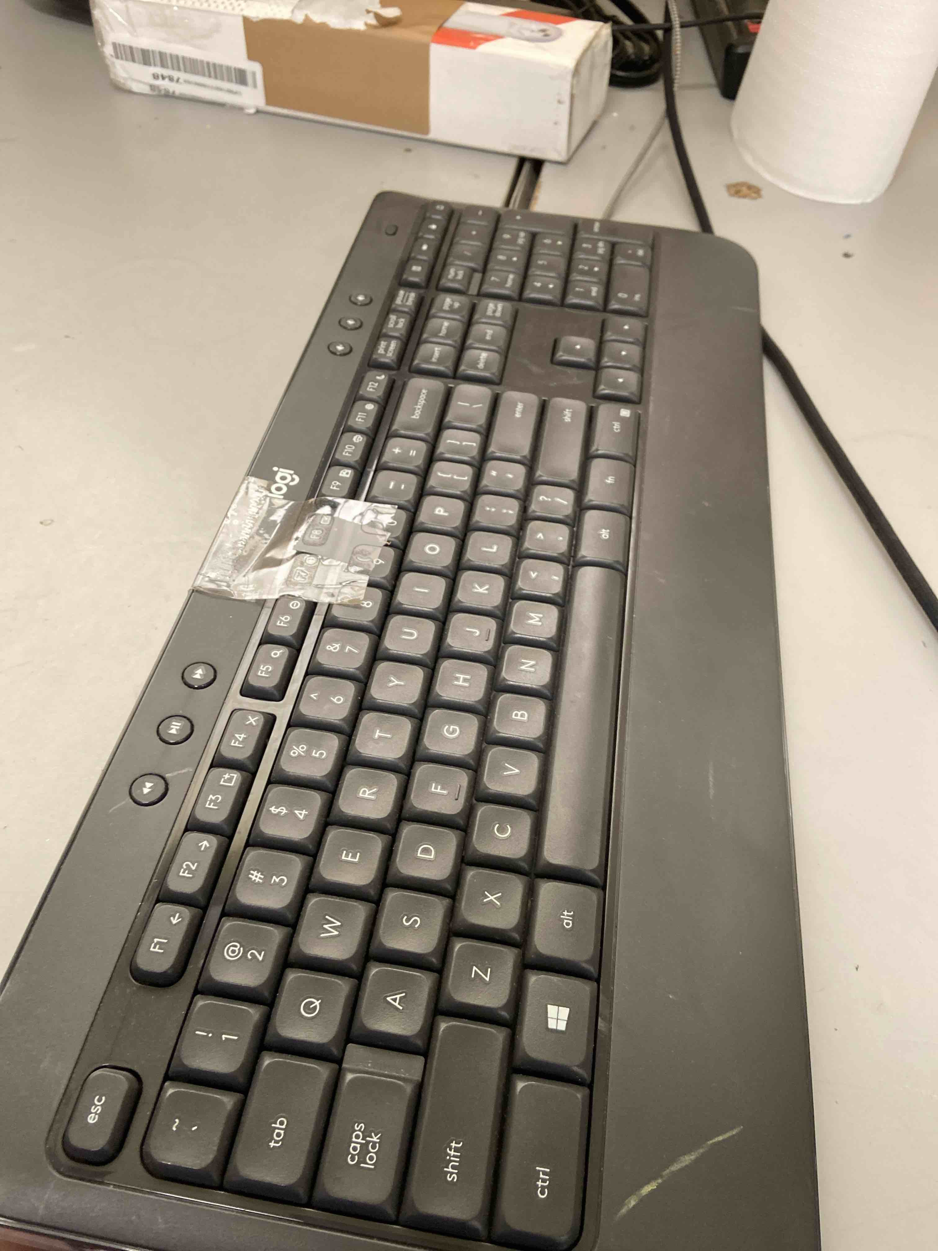 Condition photo showing Good Condition for logitech mk540 advanced wireless keyboard and mouse combo for windows, 2.4 ghz unifying usb-receiver, multimedia hotkeys, 3-year battery life, for pc, laptop 2024 model. keyboard only