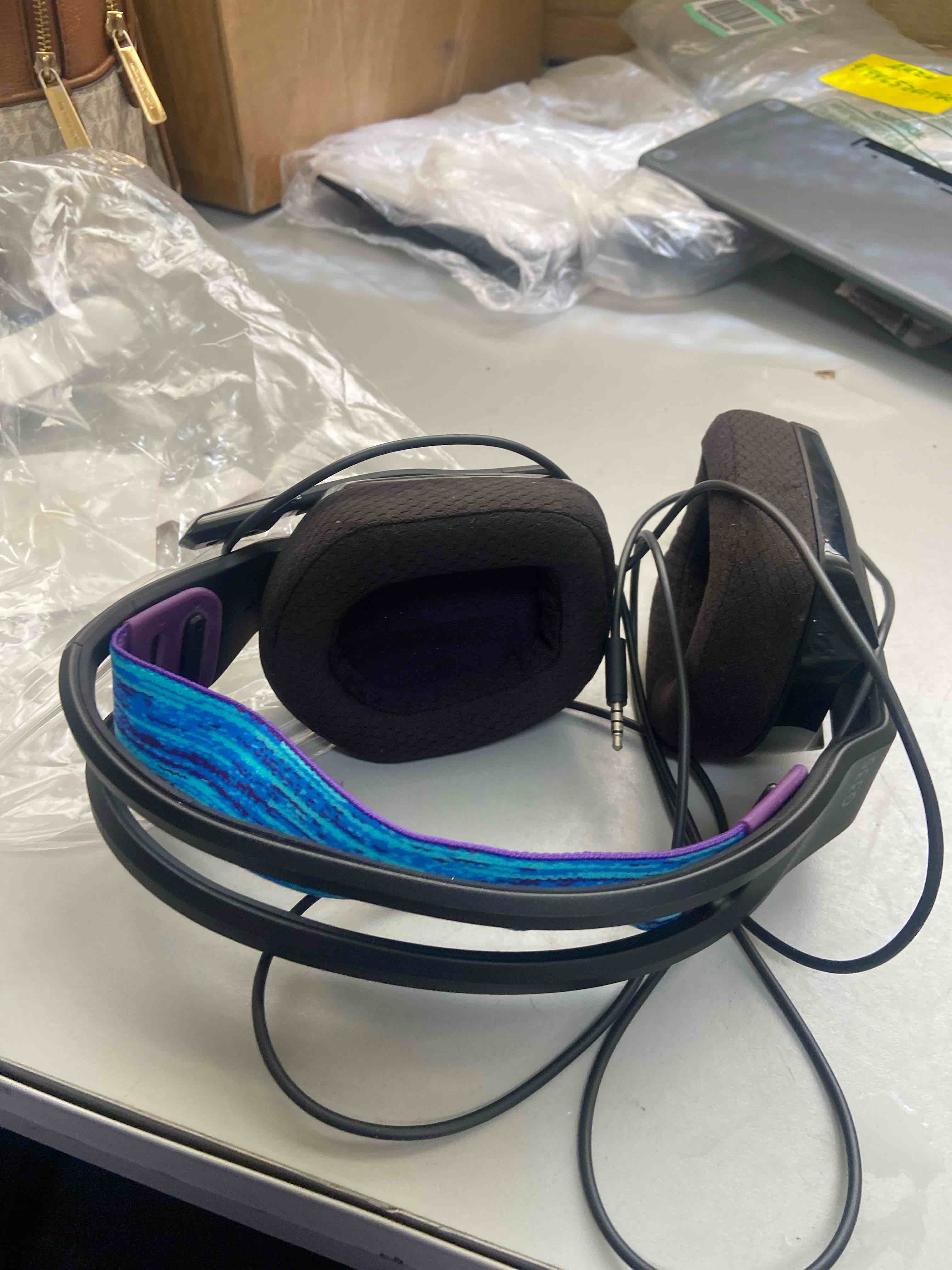 Condition photo showing Good Condition for logitech g335 wired gaming headset, with flip to mute microphone, 3.5mm audio jack, memory foam earpads, lightweight, compatible with pc, playstation, xbox, nintendo switch/switch 2 - black black wired headset