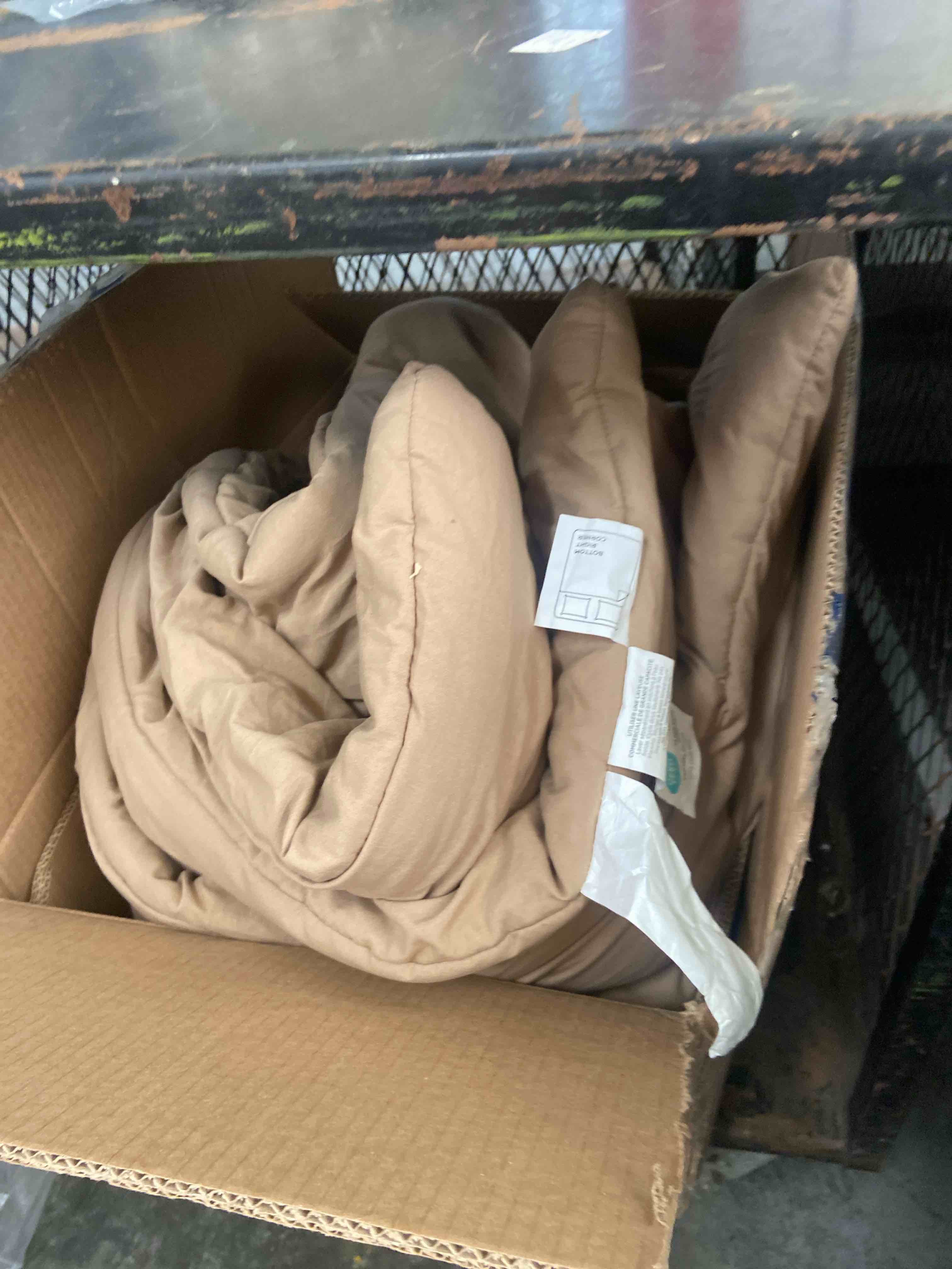 Condition photo showing Good Condition for bedsure brown full size comforter set - 7 pieces reversible full bed in a bag, full bed set brown and grey with comforters, sheets, pillowcases & shams