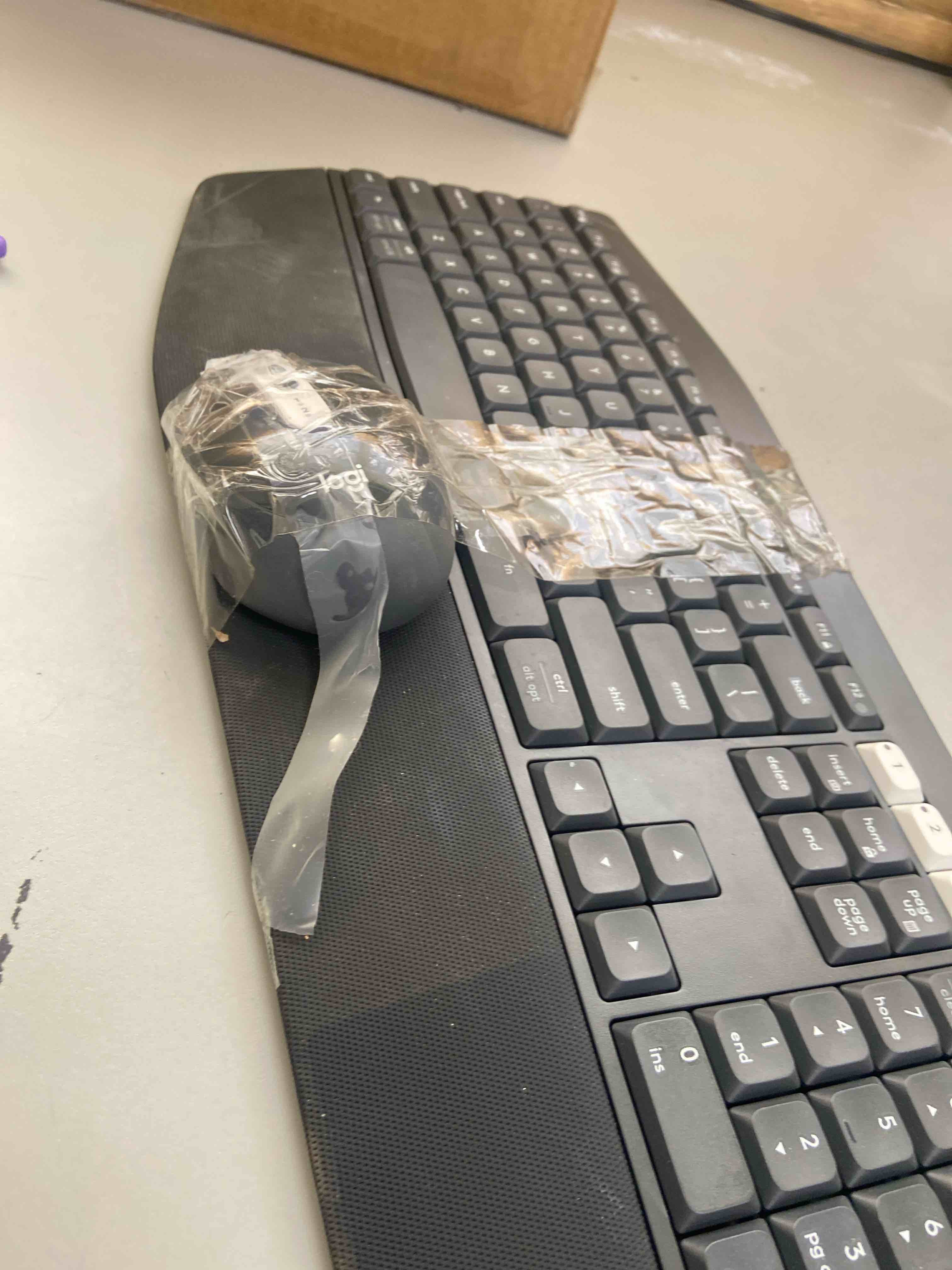 Condition photo showing Good Condition for logitech g mk825 wireless keyboard/mouse combo, full-size keyboard with xl cushioned palm rest, bluetooth or unifying receiver connectivity, black (renewed)