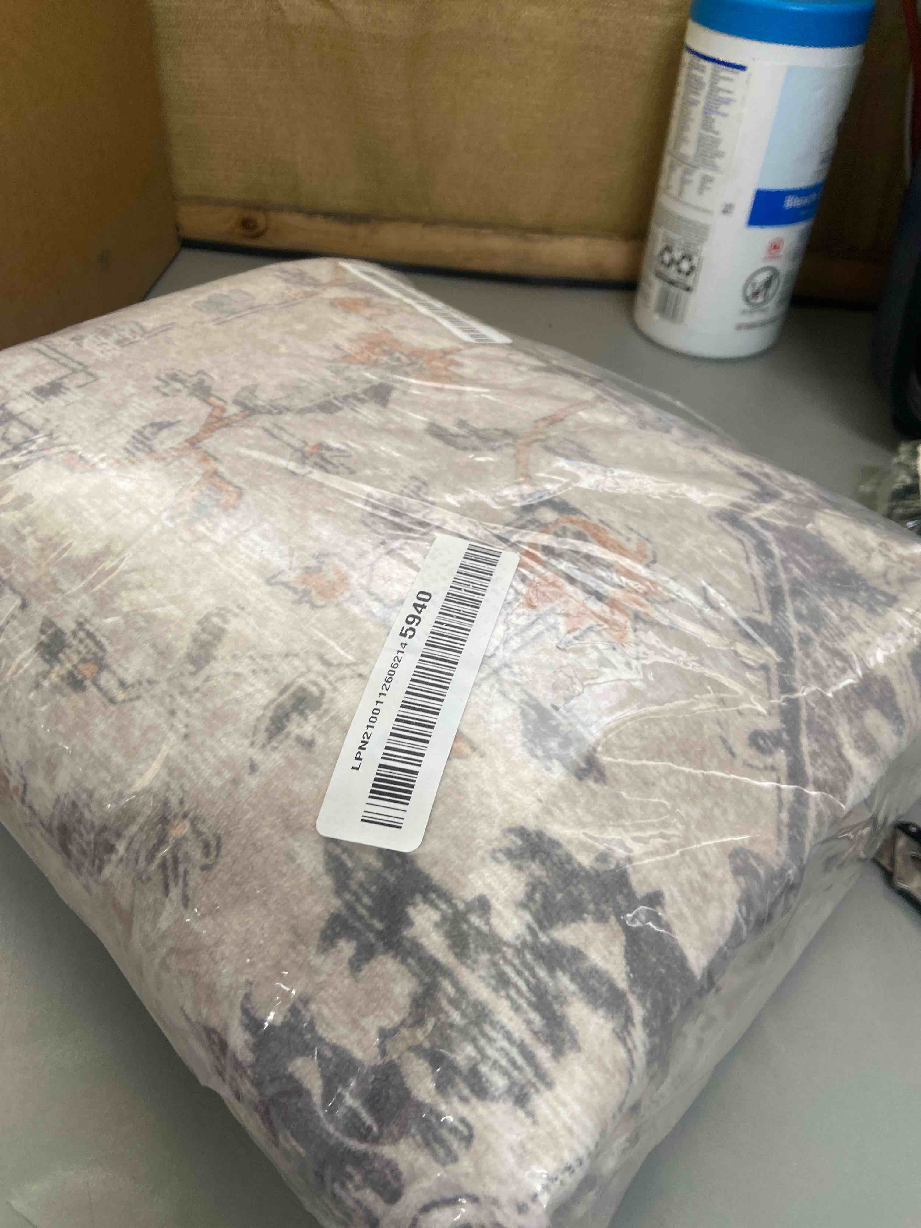 Condition photo showing New/Like New for besblee 5x7 area rugs for living room, machine washable non slip vintage rugs, low pile lightweight print rug for bedroom, dining room, home office, light taupe brown