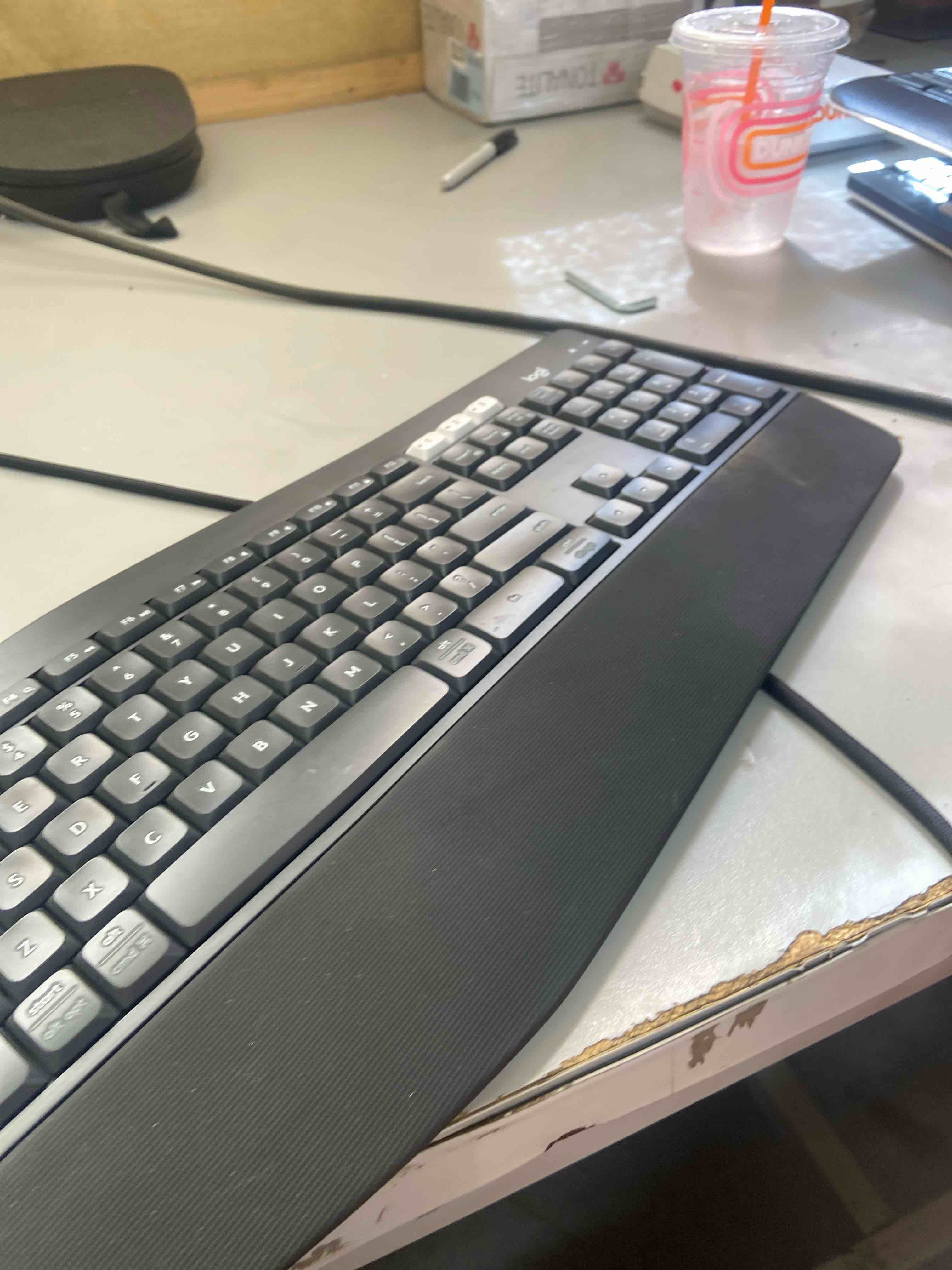 Condition photo showing Good Condition for logitech mk850 performance wireless keyboard for windows, macos & chromeos, bluetooth & 2.4 ghz usb receiver, full-size ergonomic keyboard, multi-device, cushioned palm rest – graphite one size