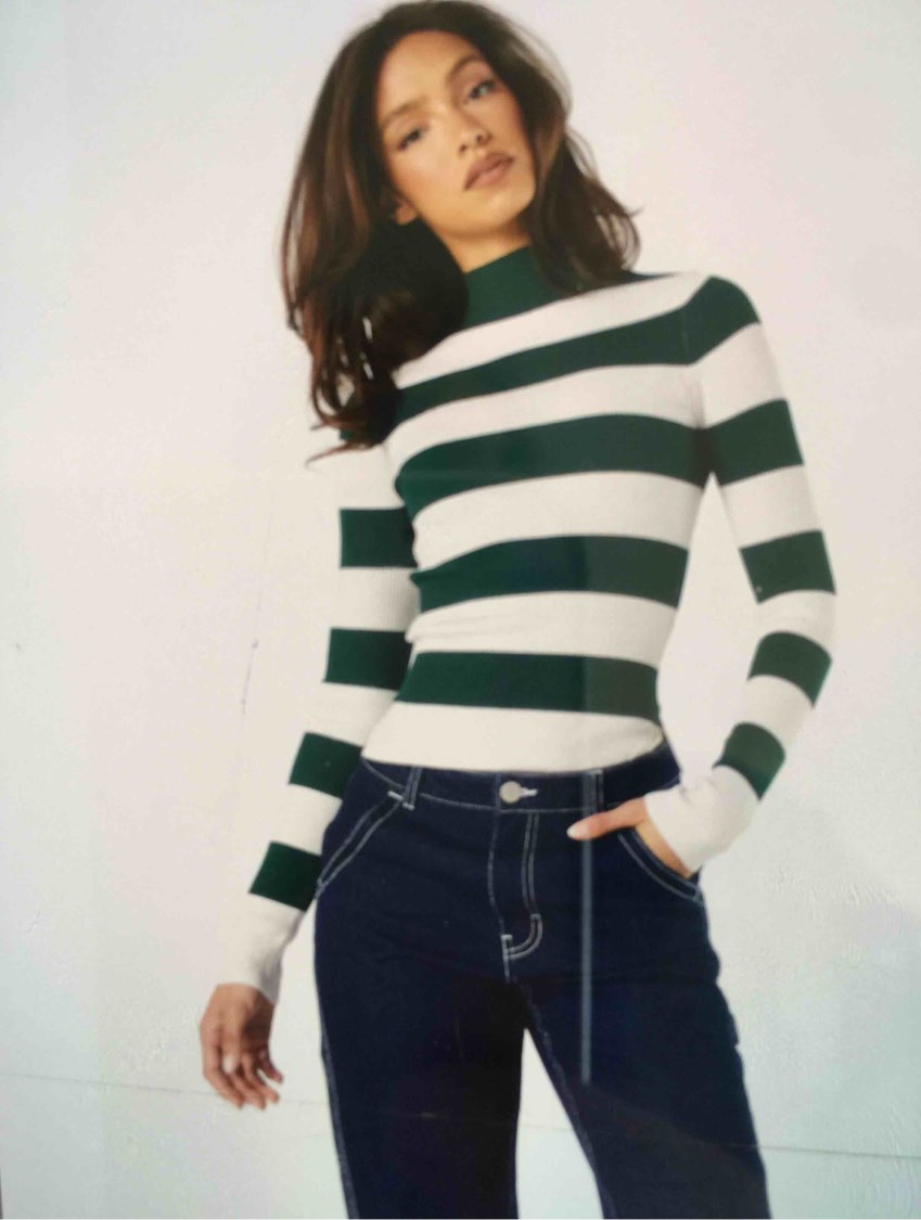 Streetwear Society green and white striped sweater Size S