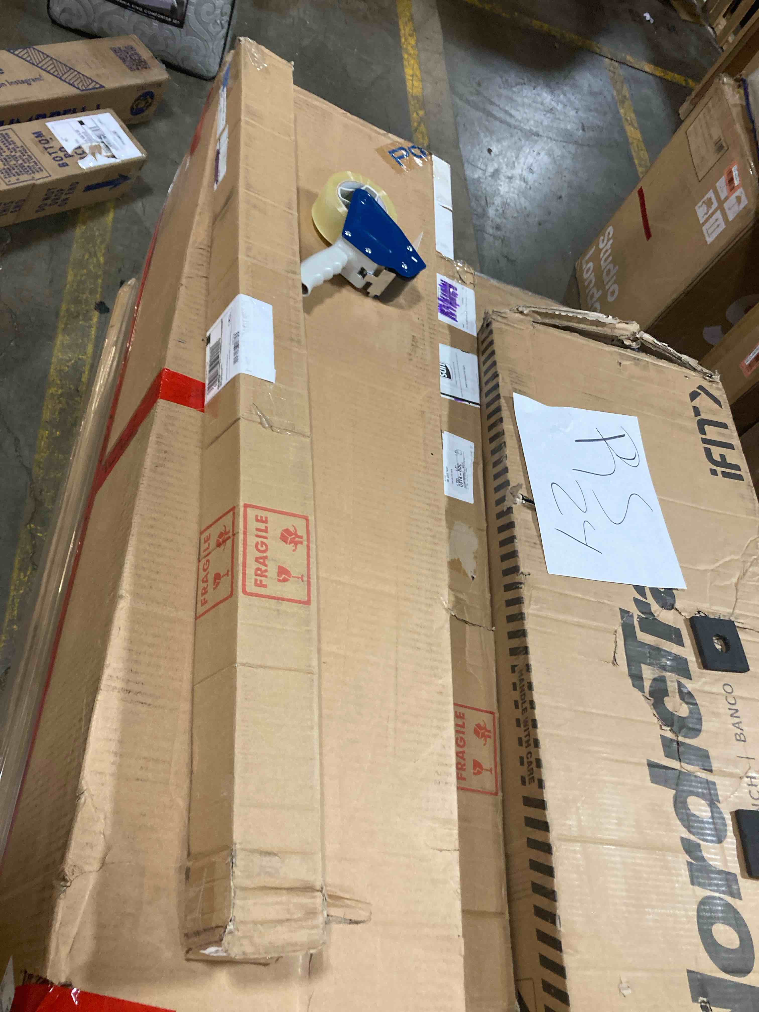 https://s3.amazonaws.com/lotting-images-prod/phillipi/GRN3382545_1728322121742.jpeg