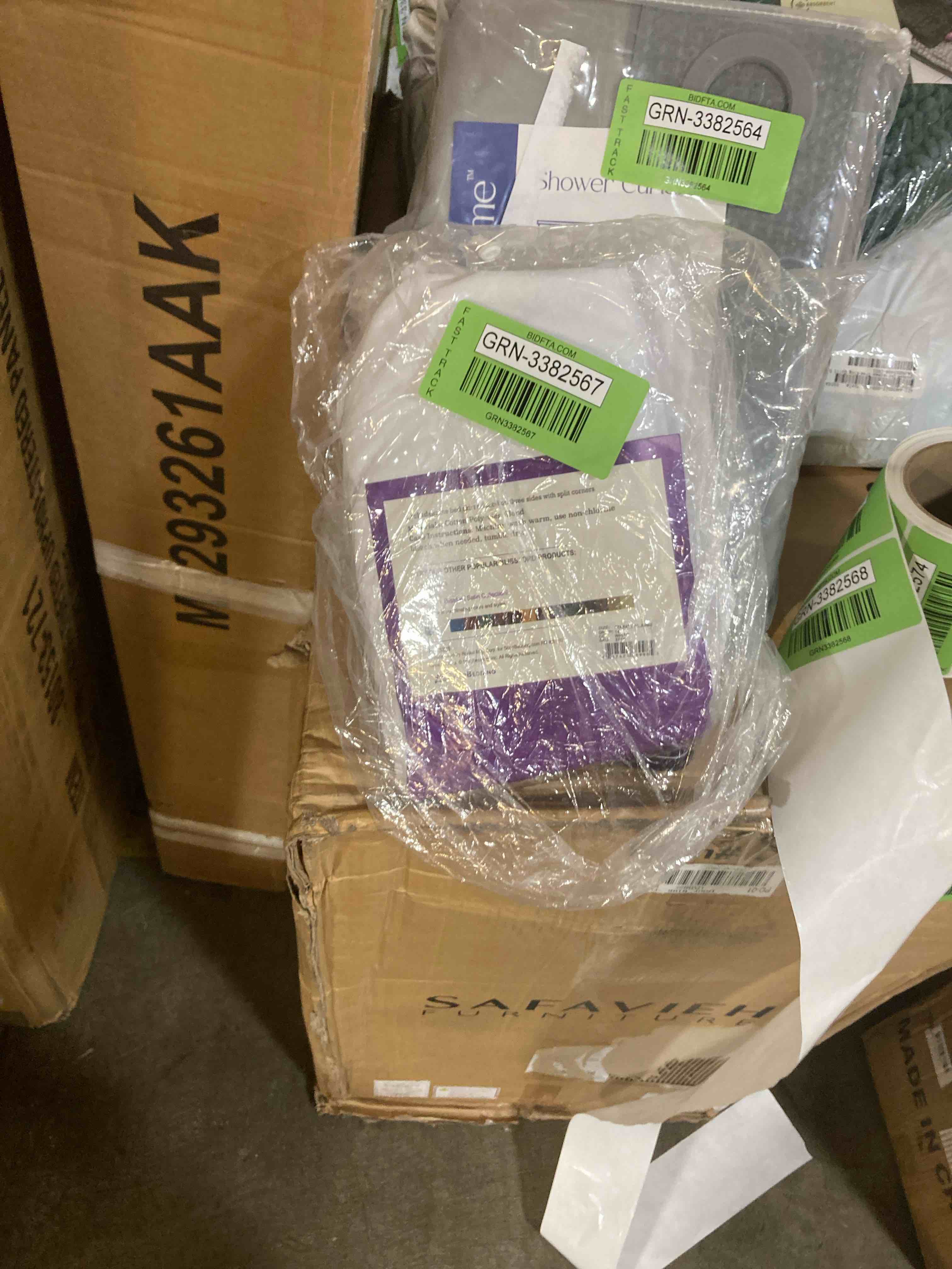 https://s3.amazonaws.com/lotting-images-prod/phillipi/GRN3382567_1728333128468.jpeg