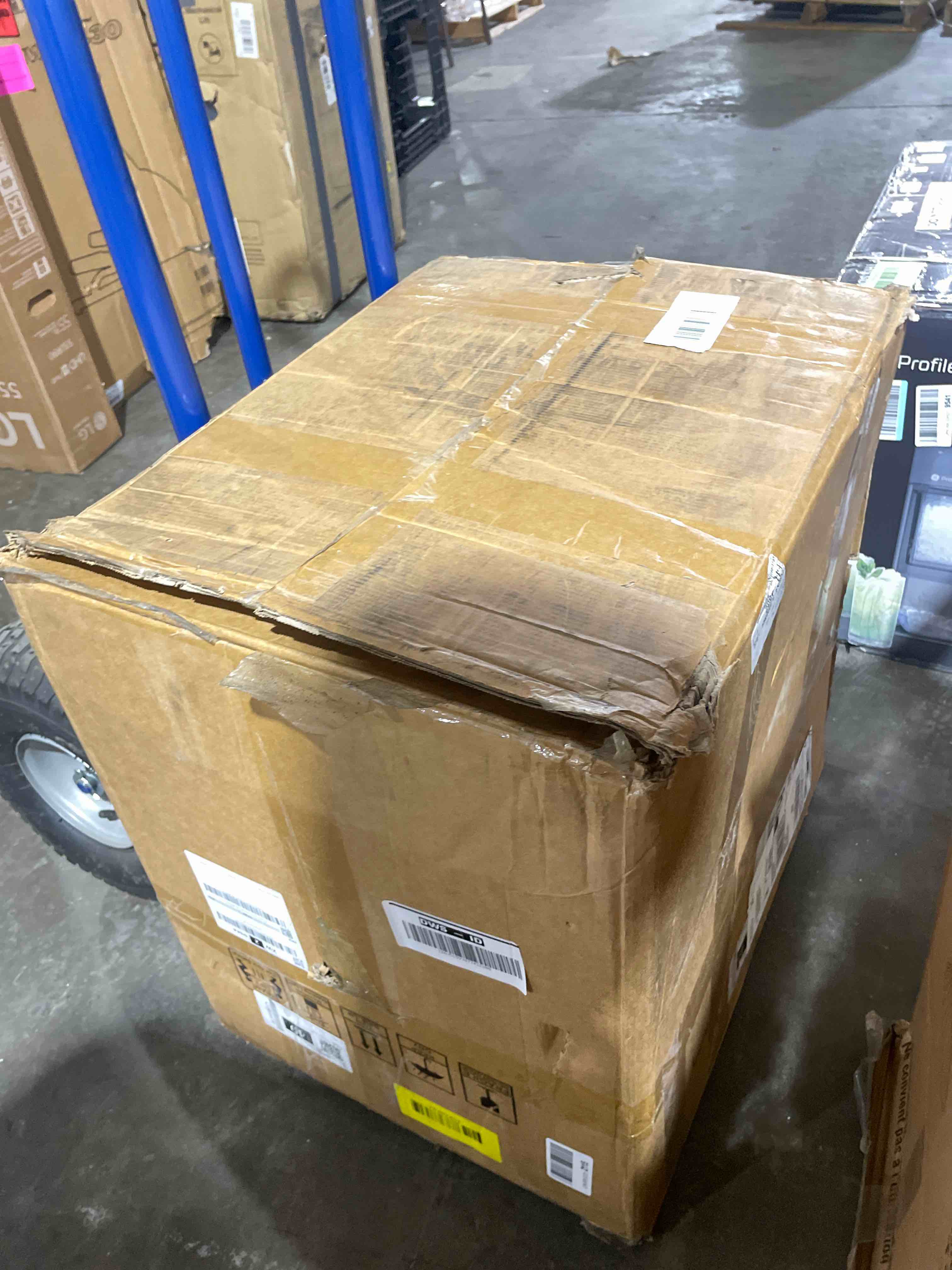 https://s3.amazonaws.com/lotting-images-prod/phillipi/GRN3763212_1692217426056.jpeg