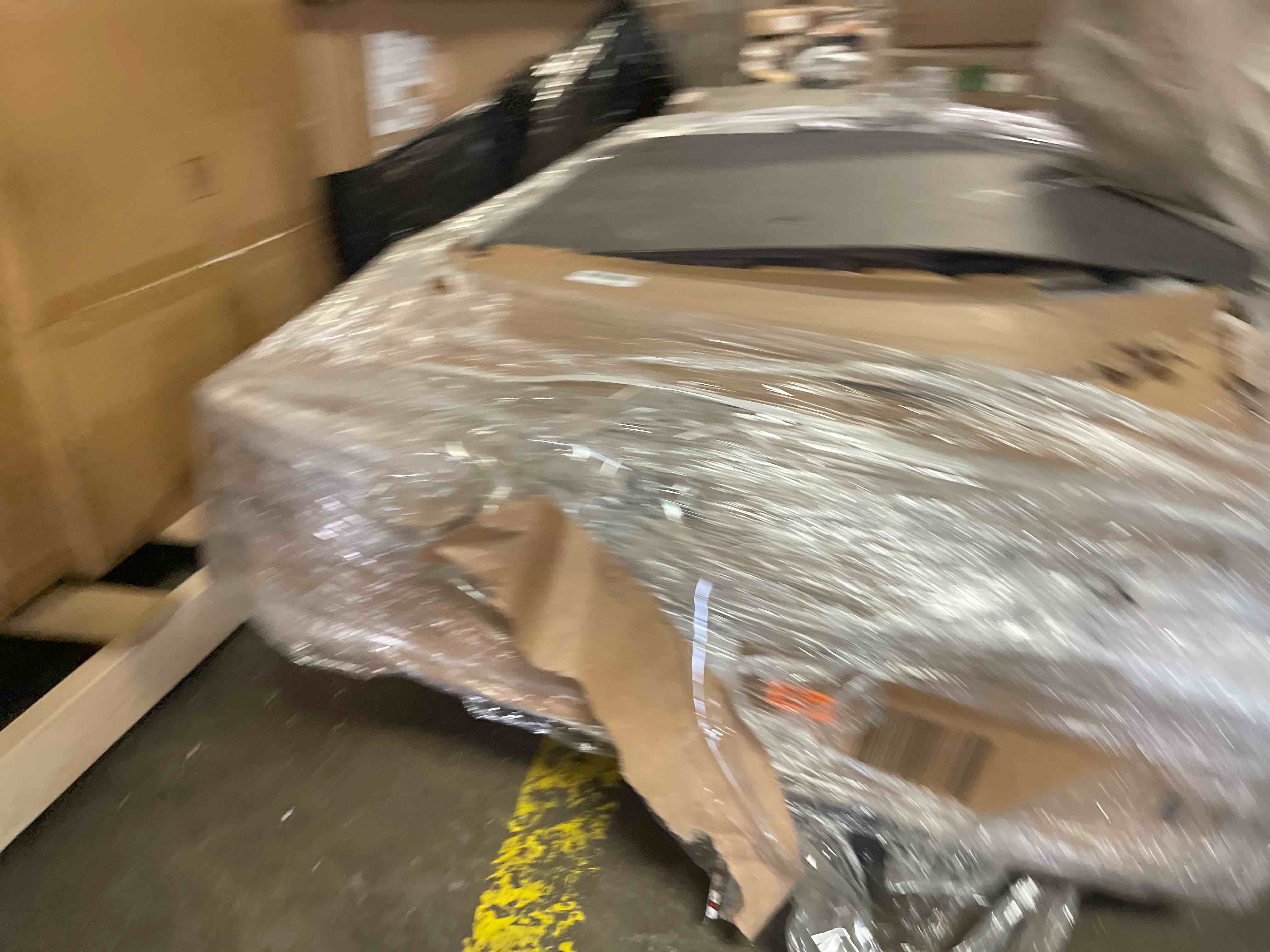https://s3.amazonaws.com/lotting-images-prod/phillipi/GRN3763257_1693425440389.jpeg