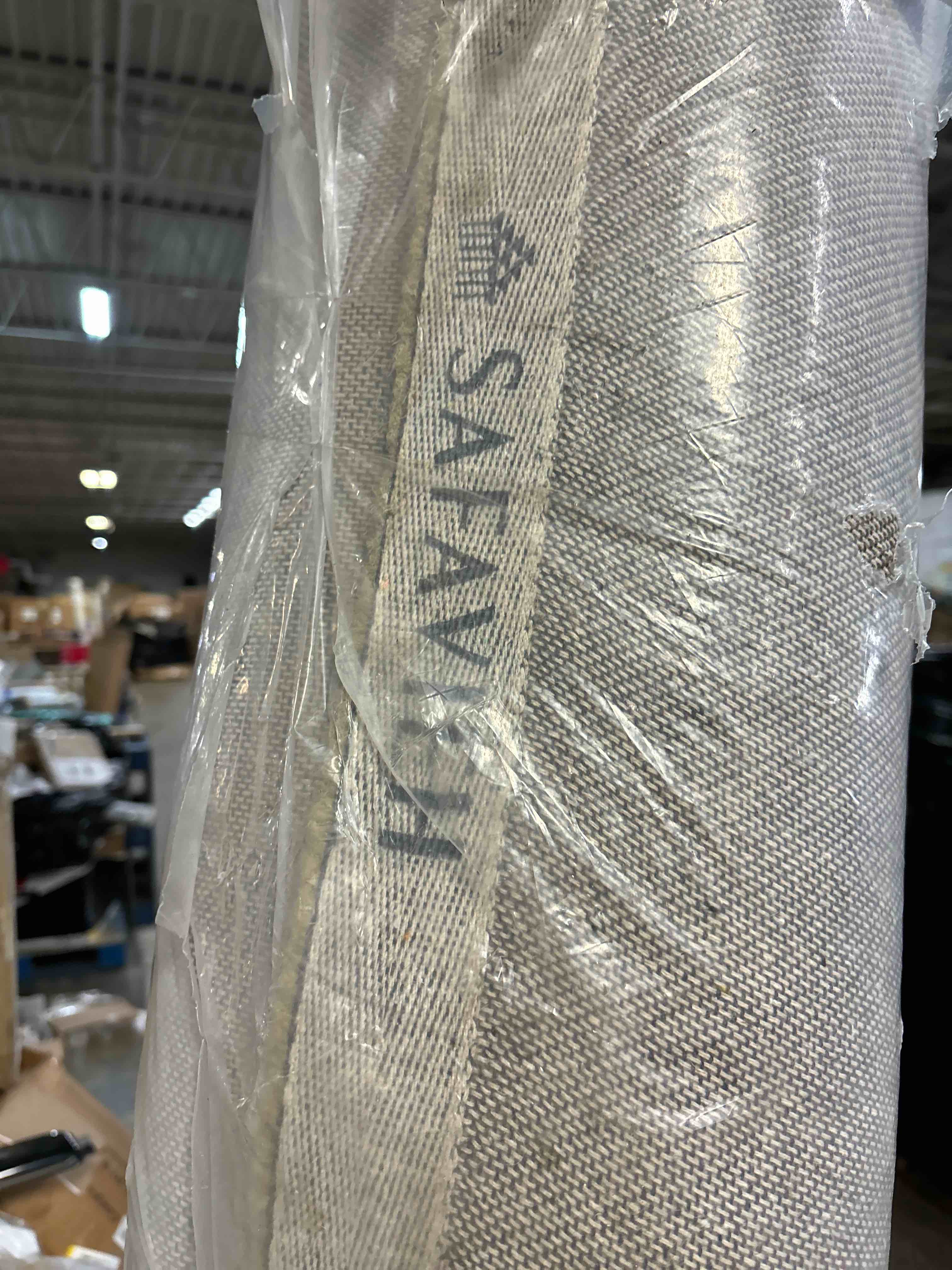 https://s3.amazonaws.com/lotting-images-prod/phillipi/GRN3772151_1724173517739.jpeg