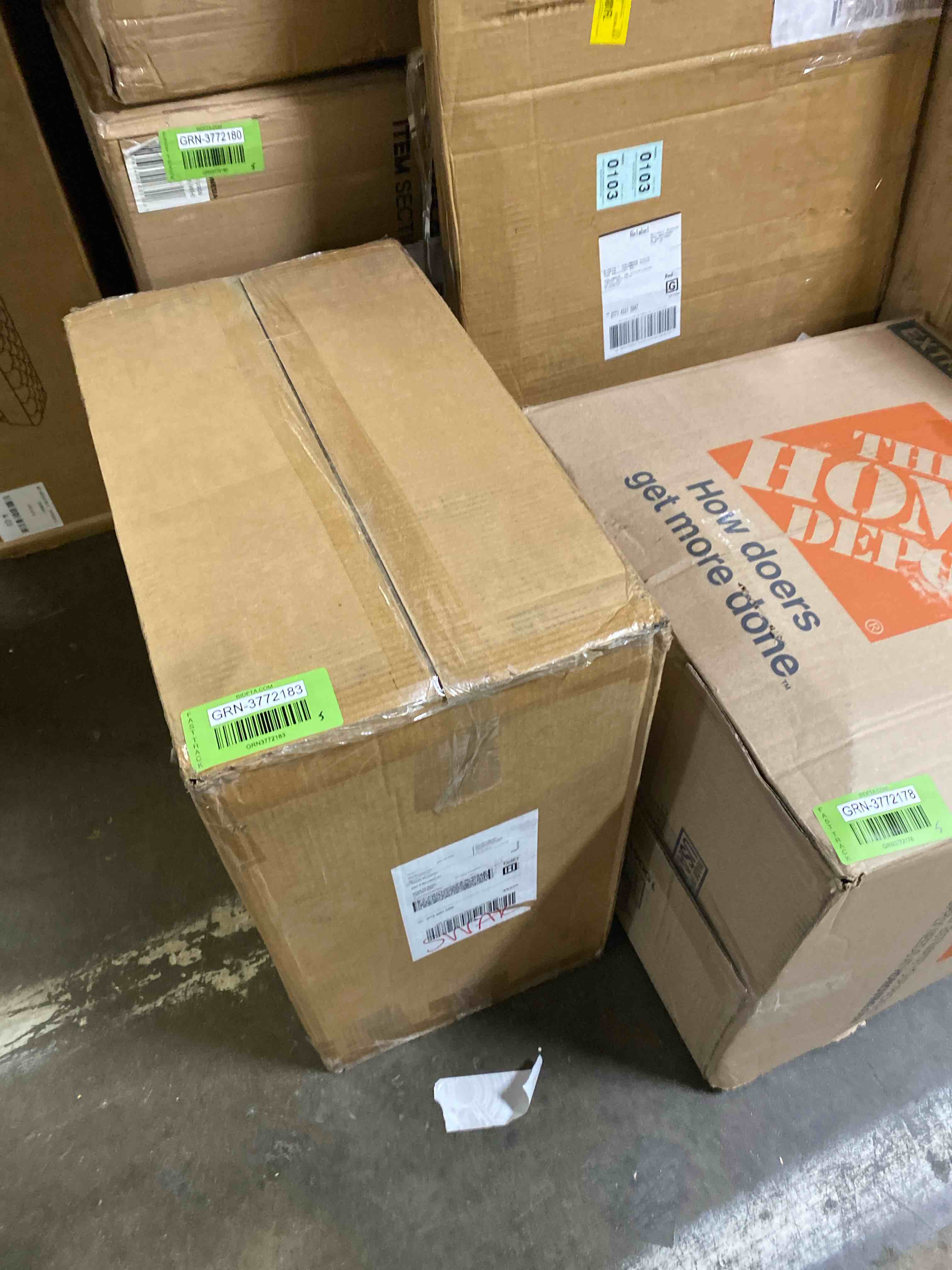 https://s3.amazonaws.com/lotting-images-prod/phillipi/GRN3772183_1724169268652.jpeg
