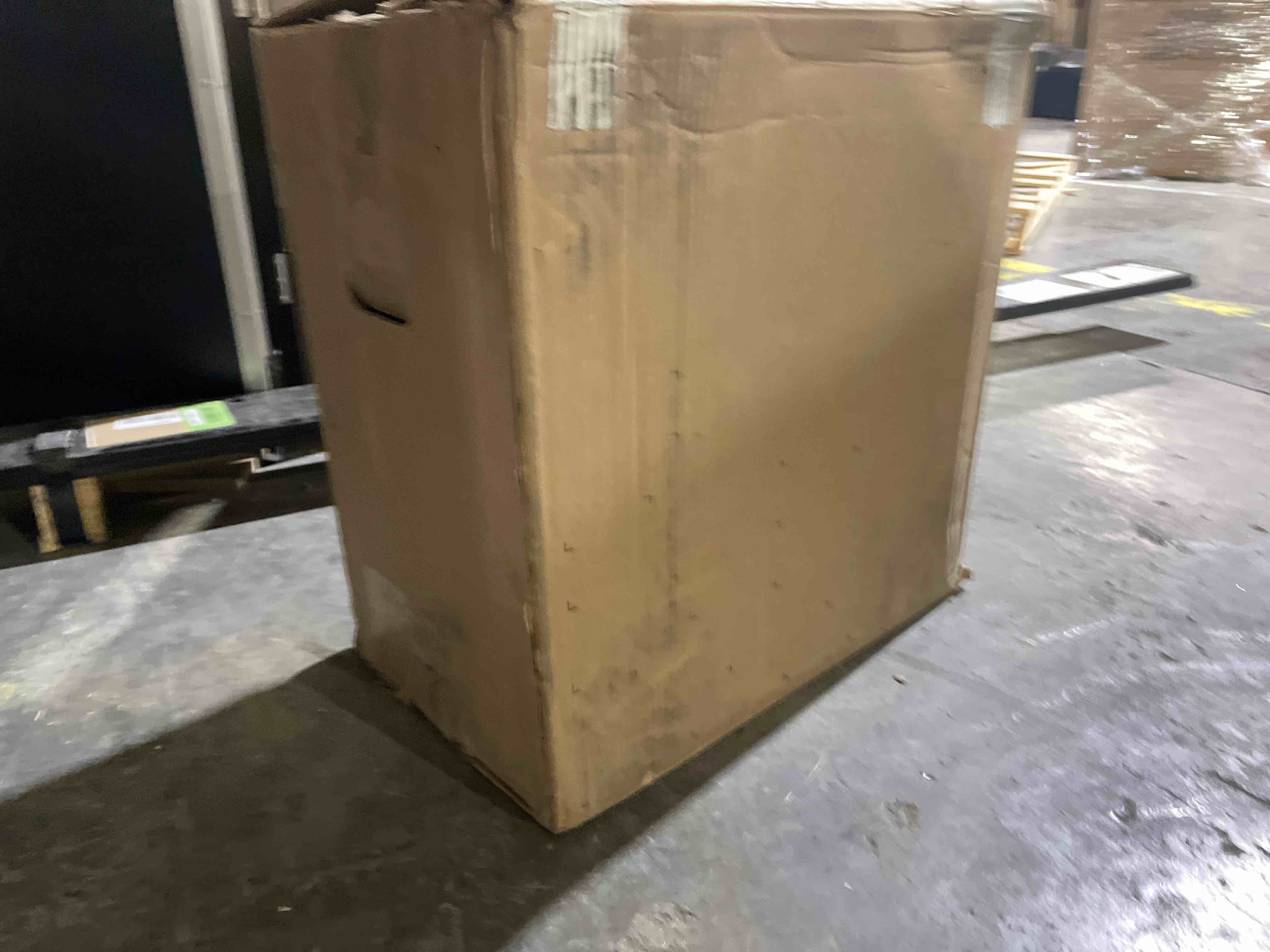 https://s3.amazonaws.com/lotting-images-prod/phillipi/GRN3775078_1668809200617.jpeg