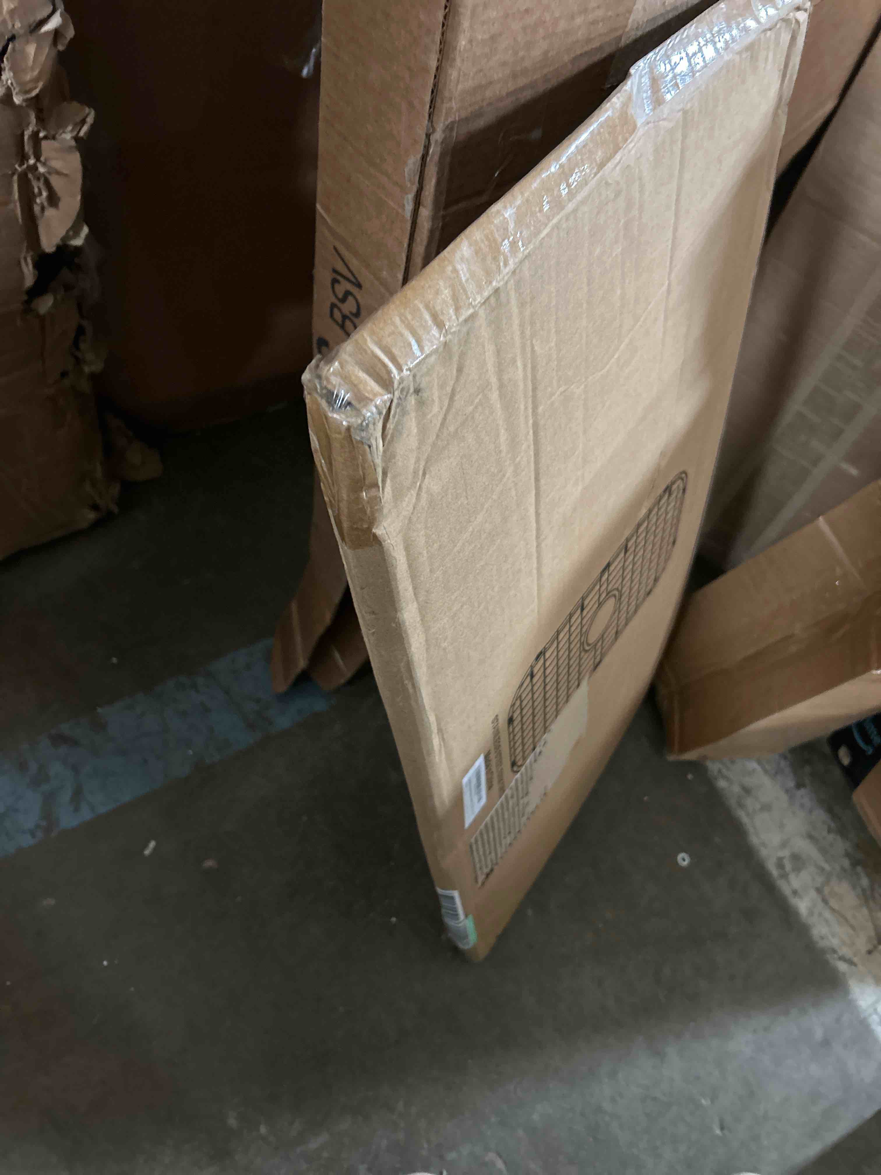 https://s3.amazonaws.com/lotting-images-prod/phillipi/GRN3893276_1679419183930.jpeg