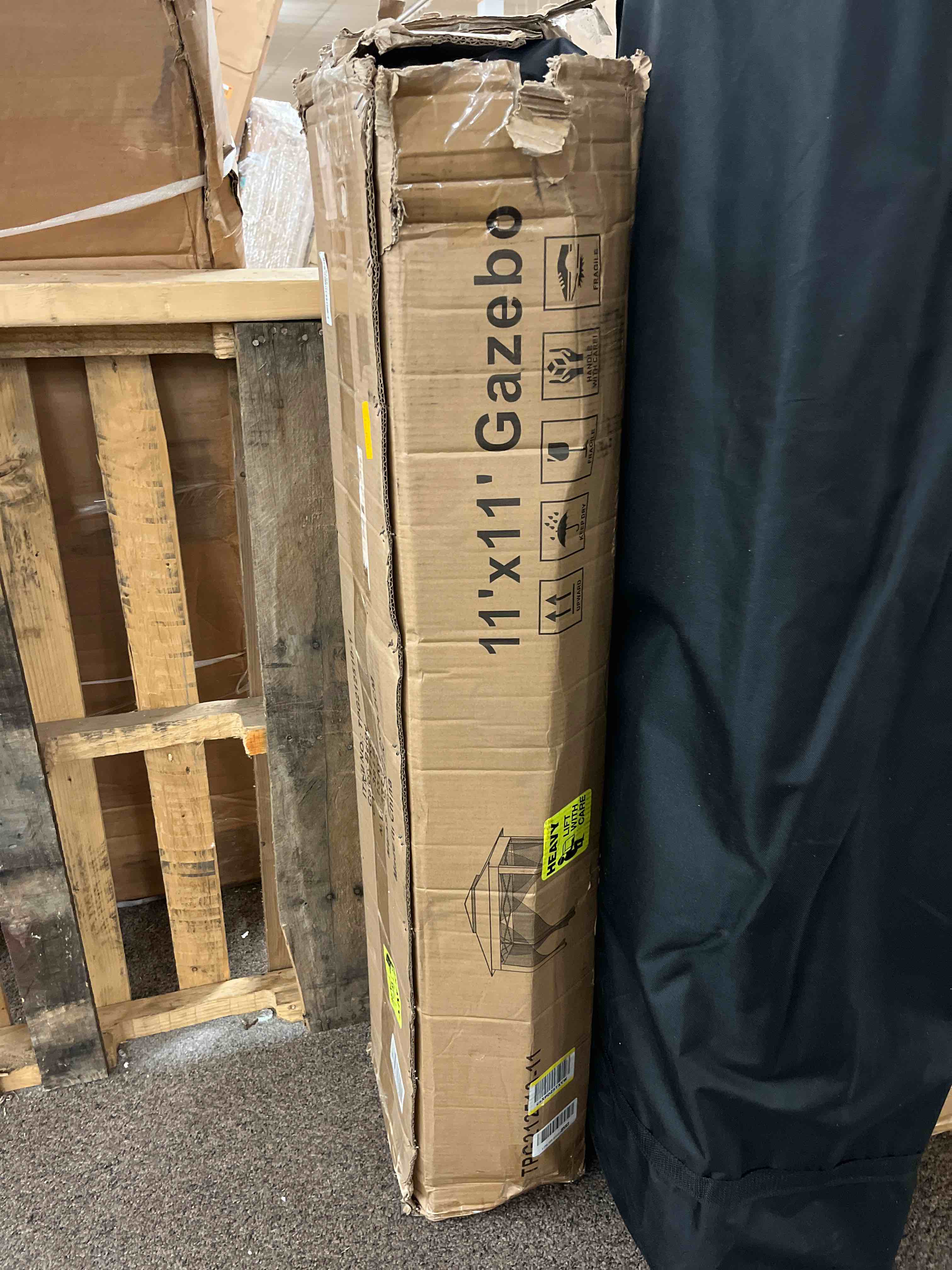 https://s3.amazonaws.com/lotting-images-prod/phillipi/GRN4163148_1692300972849.jpeg