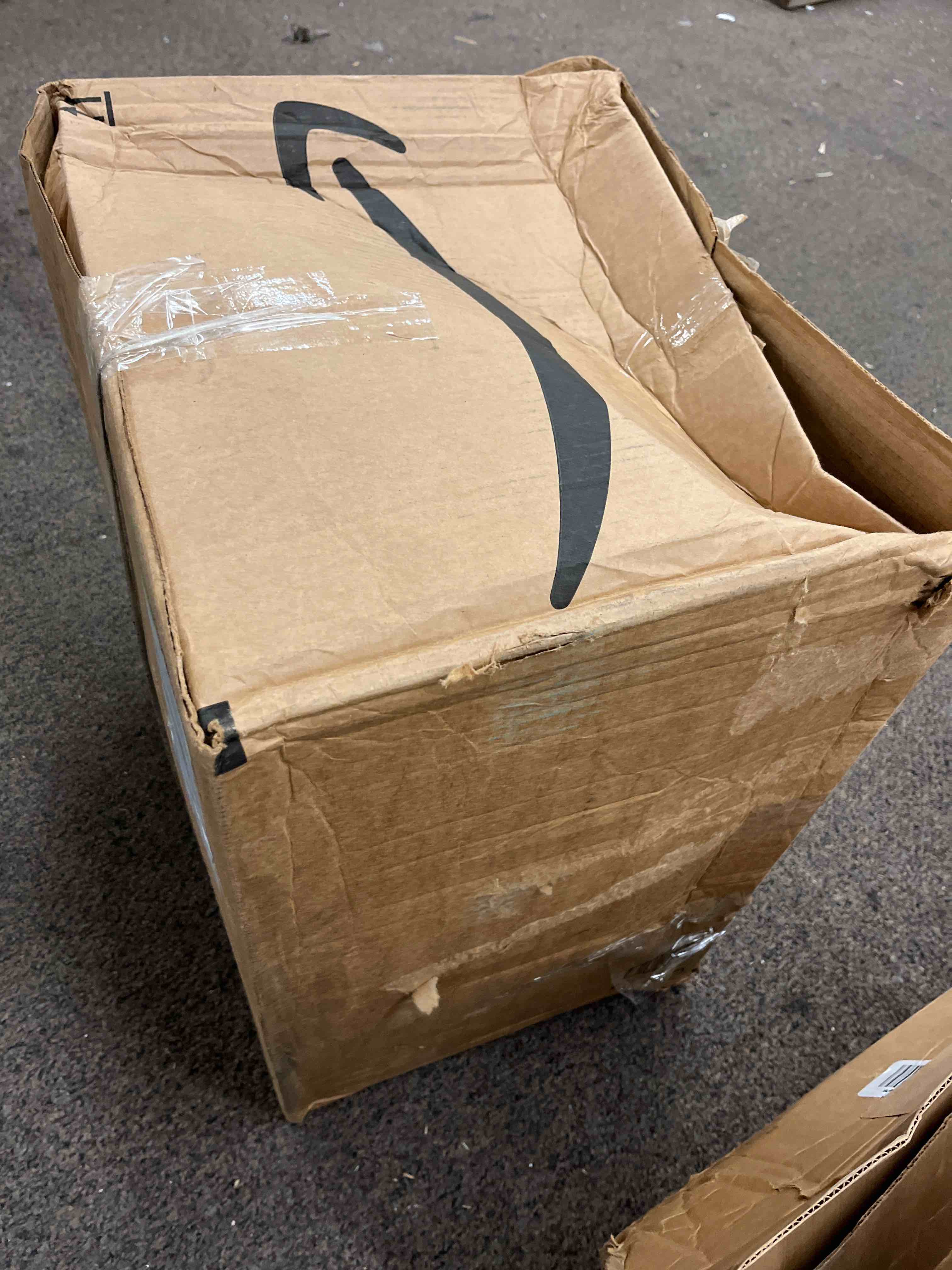 https://s3.amazonaws.com/lotting-images-prod/phillipi/GRN4163153_1692302352221.jpeg