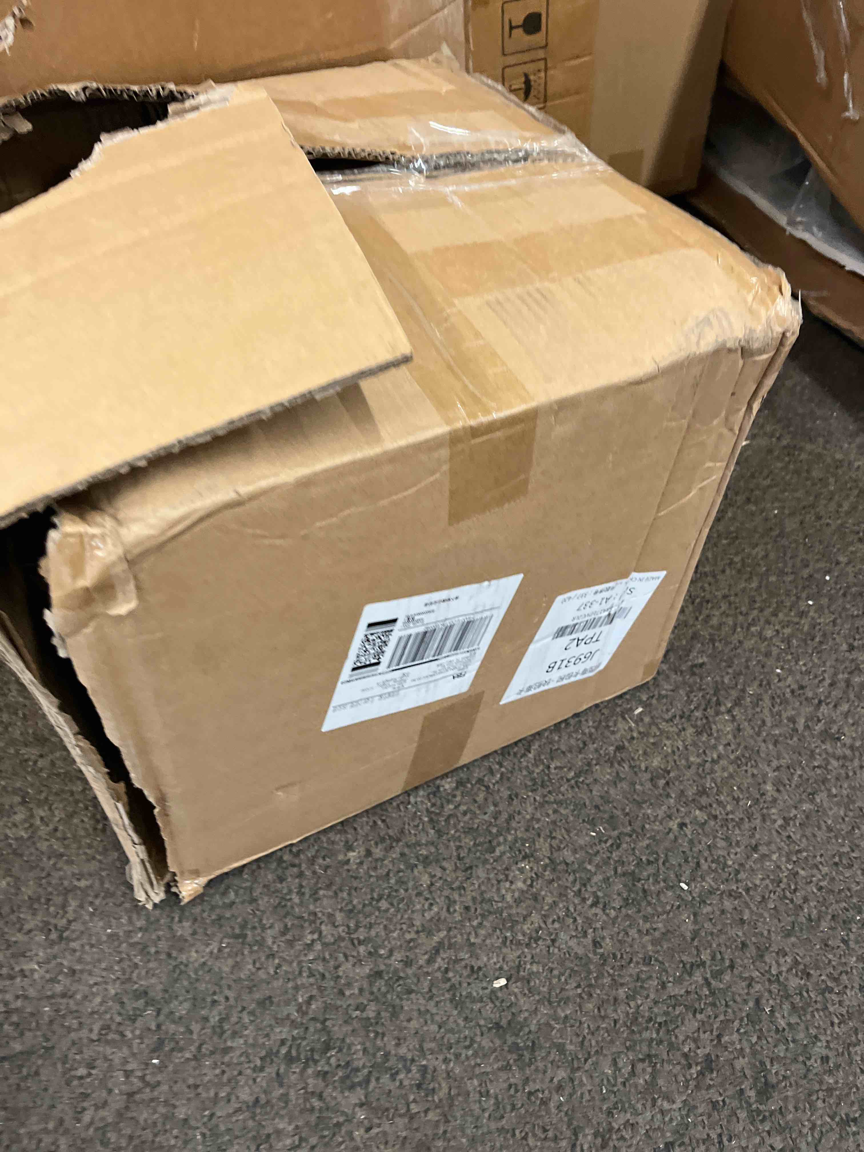 https://s3.amazonaws.com/lotting-images-prod/phillipi/GRN4163229_1692731408643.jpeg