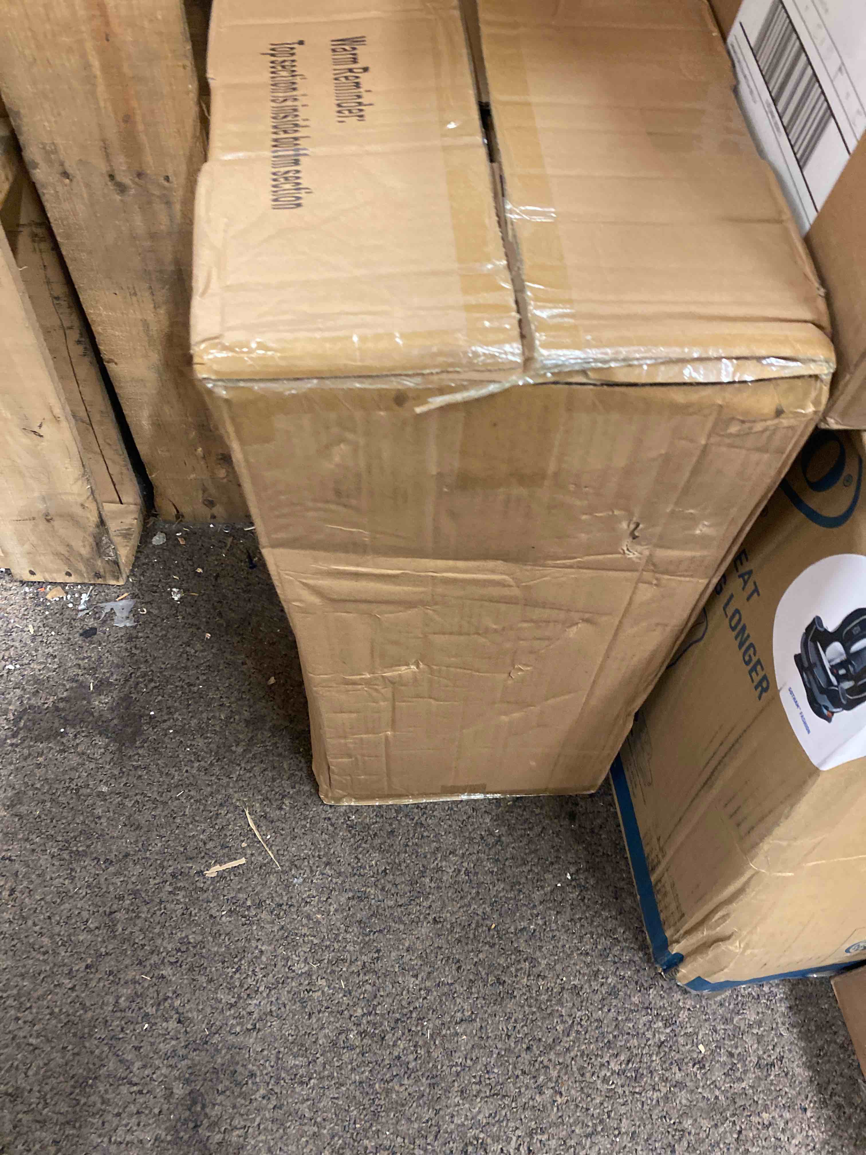 https://s3.amazonaws.com/lotting-images-prod/phillipi/GRN4163796_1693430969141.jpeg