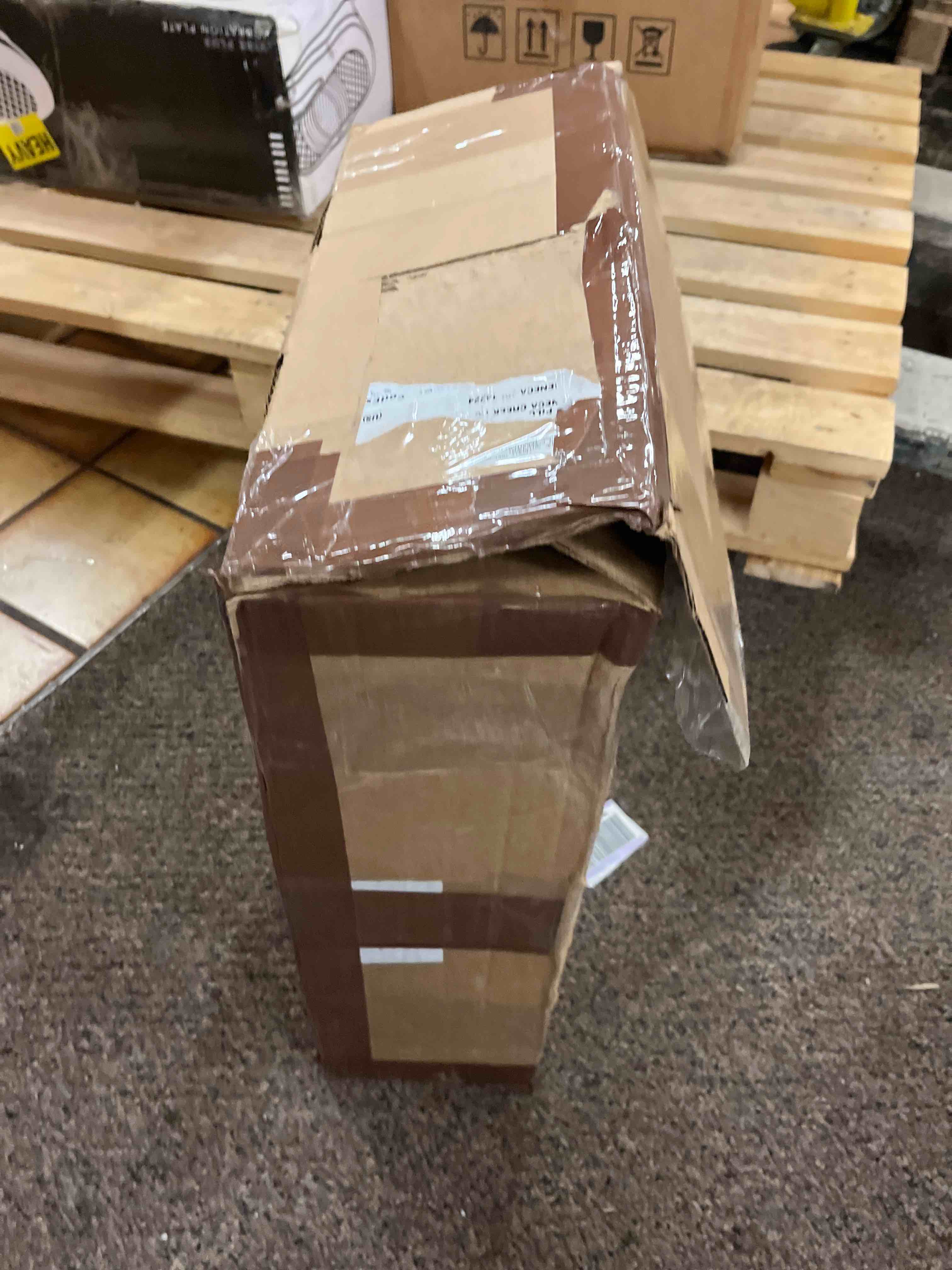 https://s3.amazonaws.com/lotting-images-prod/phillipi/GRN4163896_1694793102199.jpeg
