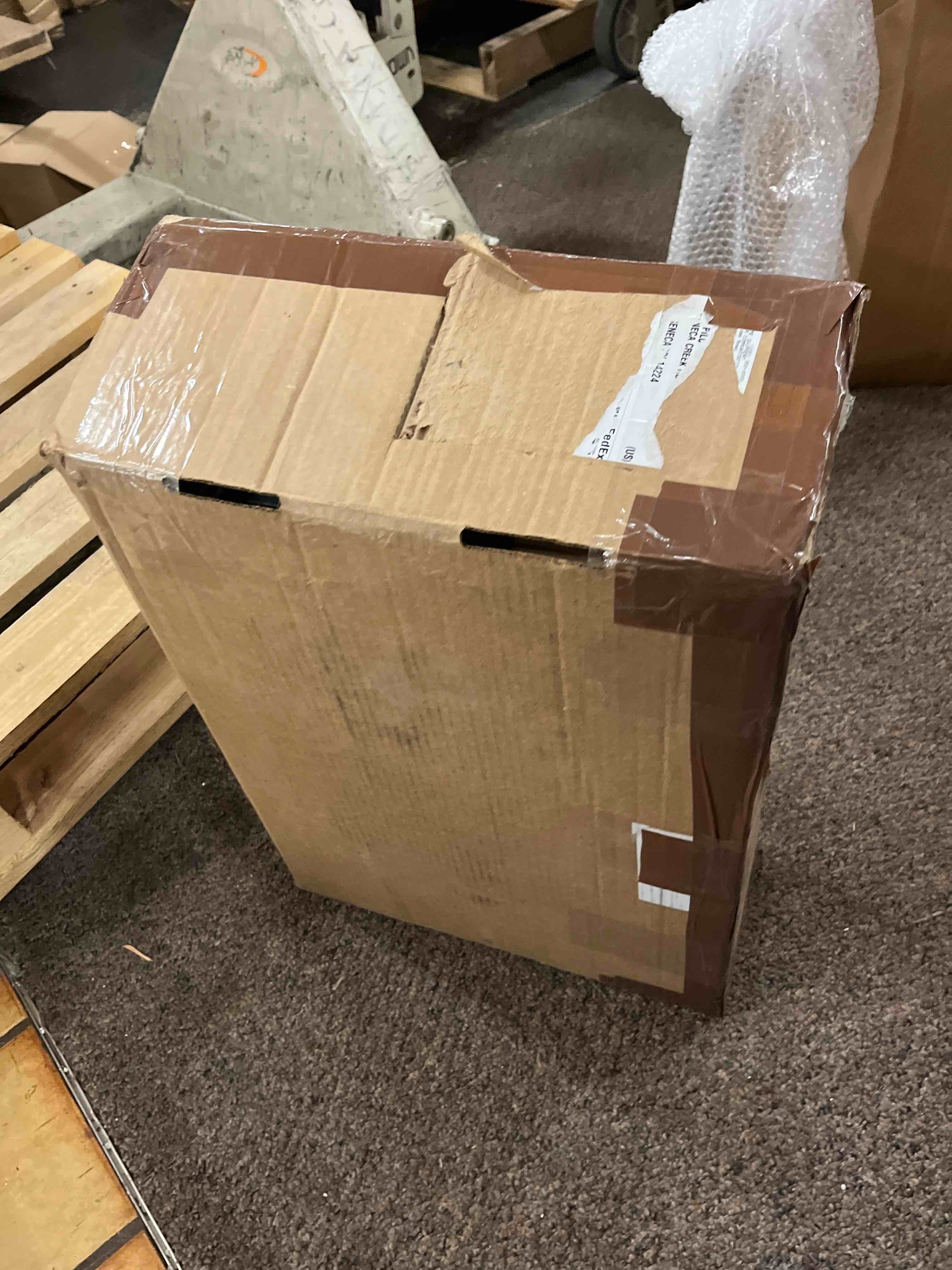 https://s3.amazonaws.com/lotting-images-prod/phillipi/GRN4163896_1694793103999.jpeg