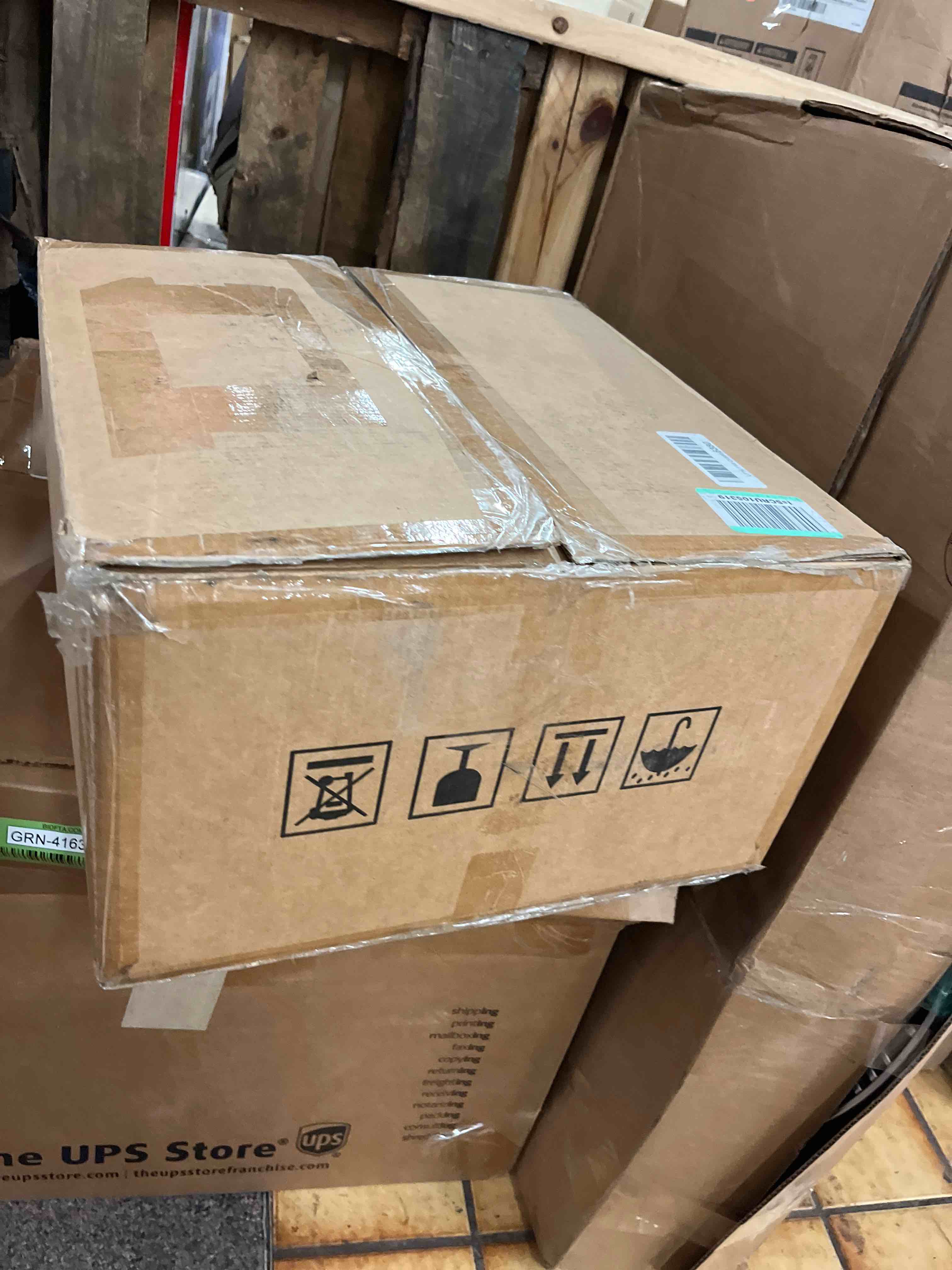 https://s3.amazonaws.com/lotting-images-prod/phillipi/GRN4163899_1694793434586.jpeg