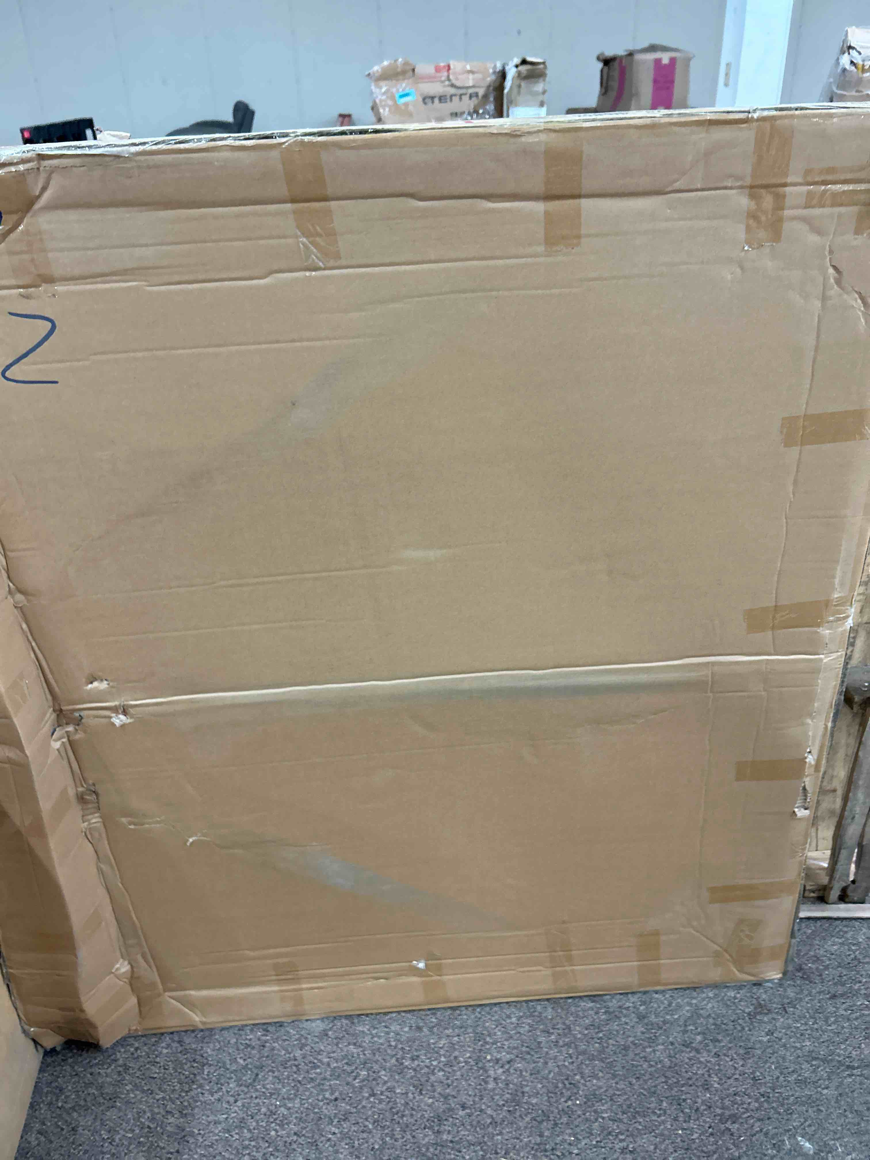 https://s3.amazonaws.com/lotting-images-prod/phillipi/GRN4166195_1683043428862.jpeg