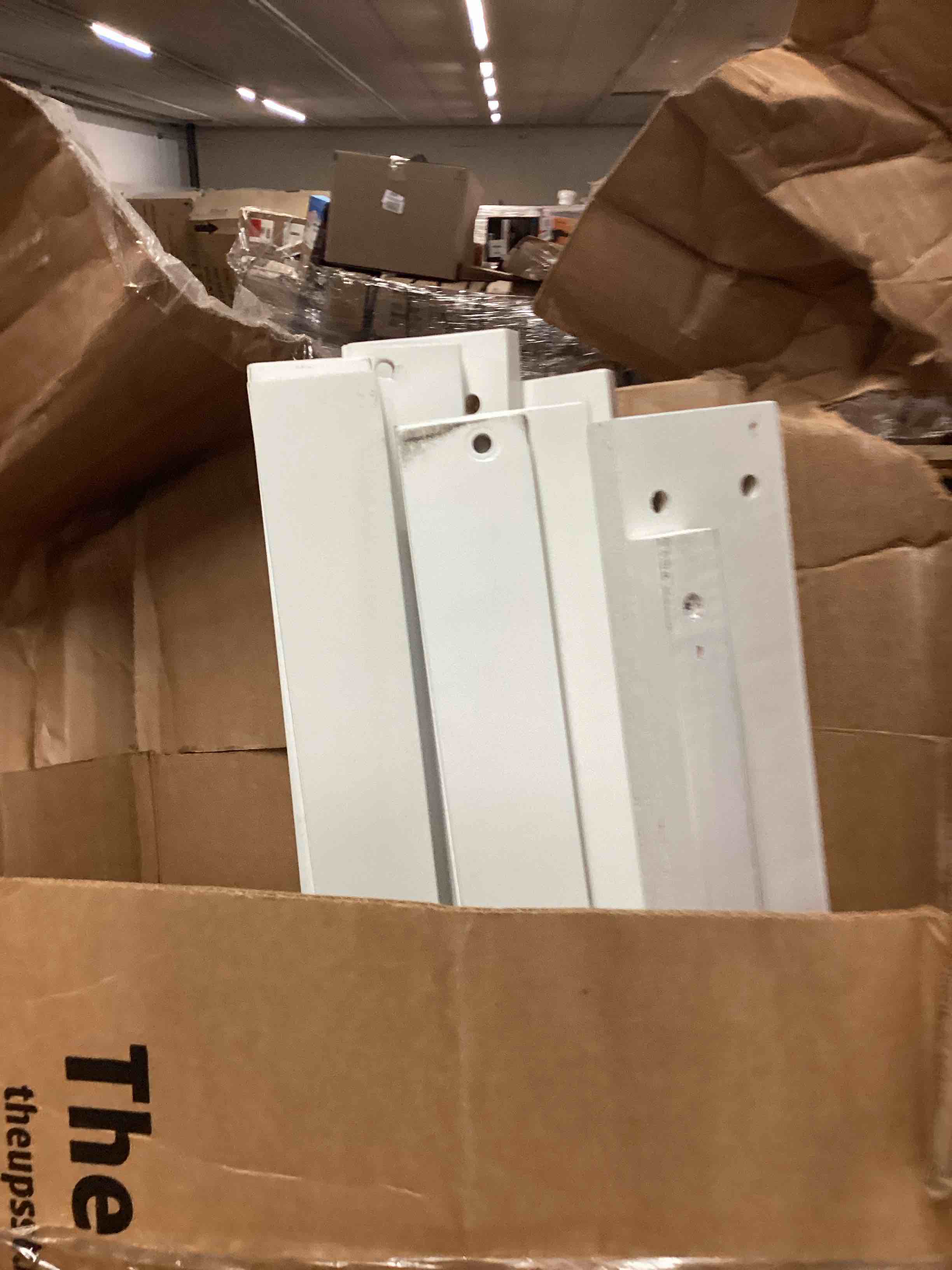 https://s3.amazonaws.com/lotting-images-prod/phillipi/GRN4171218_1696866881346.jpeg