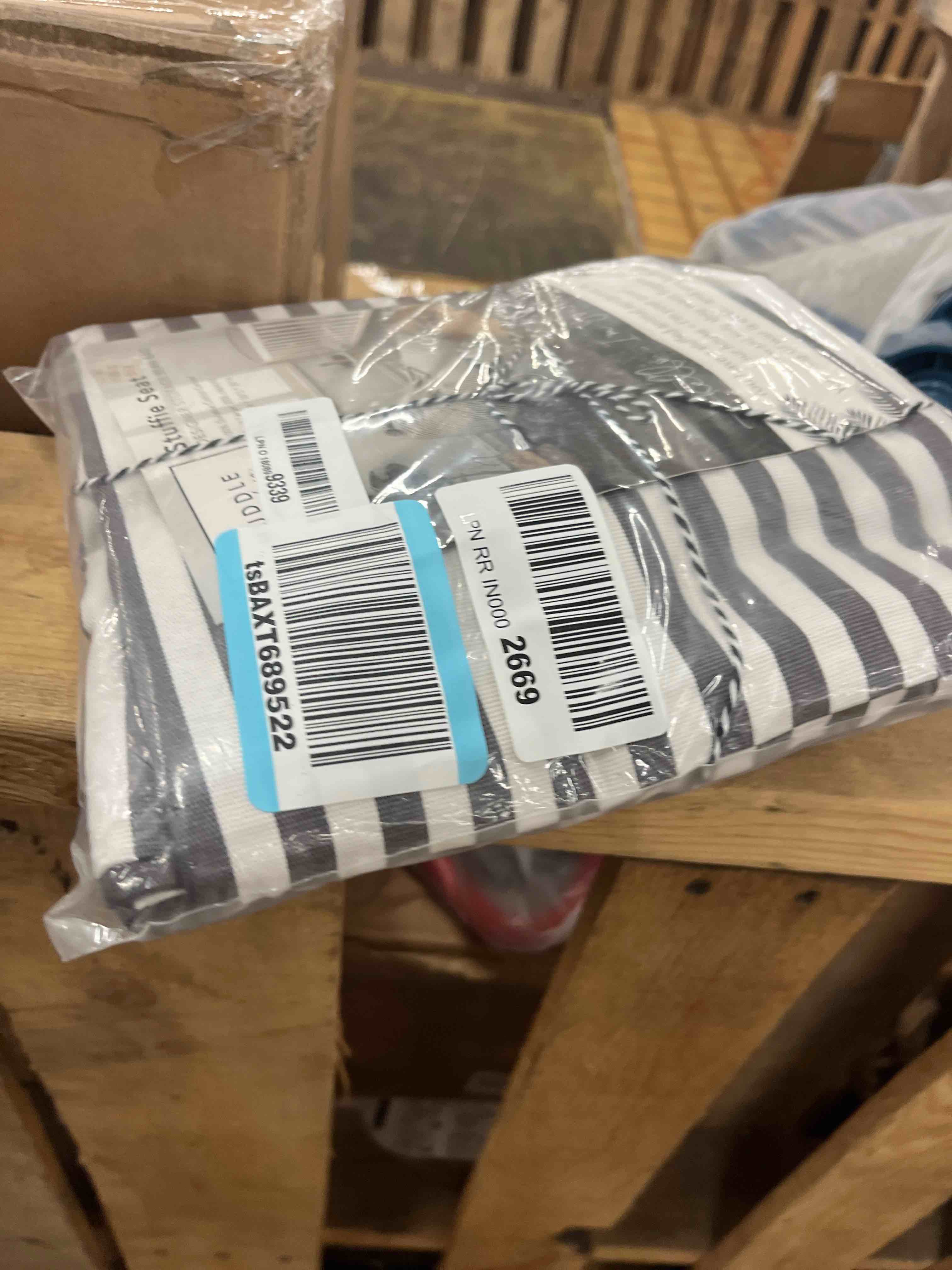 https://s3.amazonaws.com/lotting-images-prod/phillipi/GRN4413220_1724941731823.jpeg