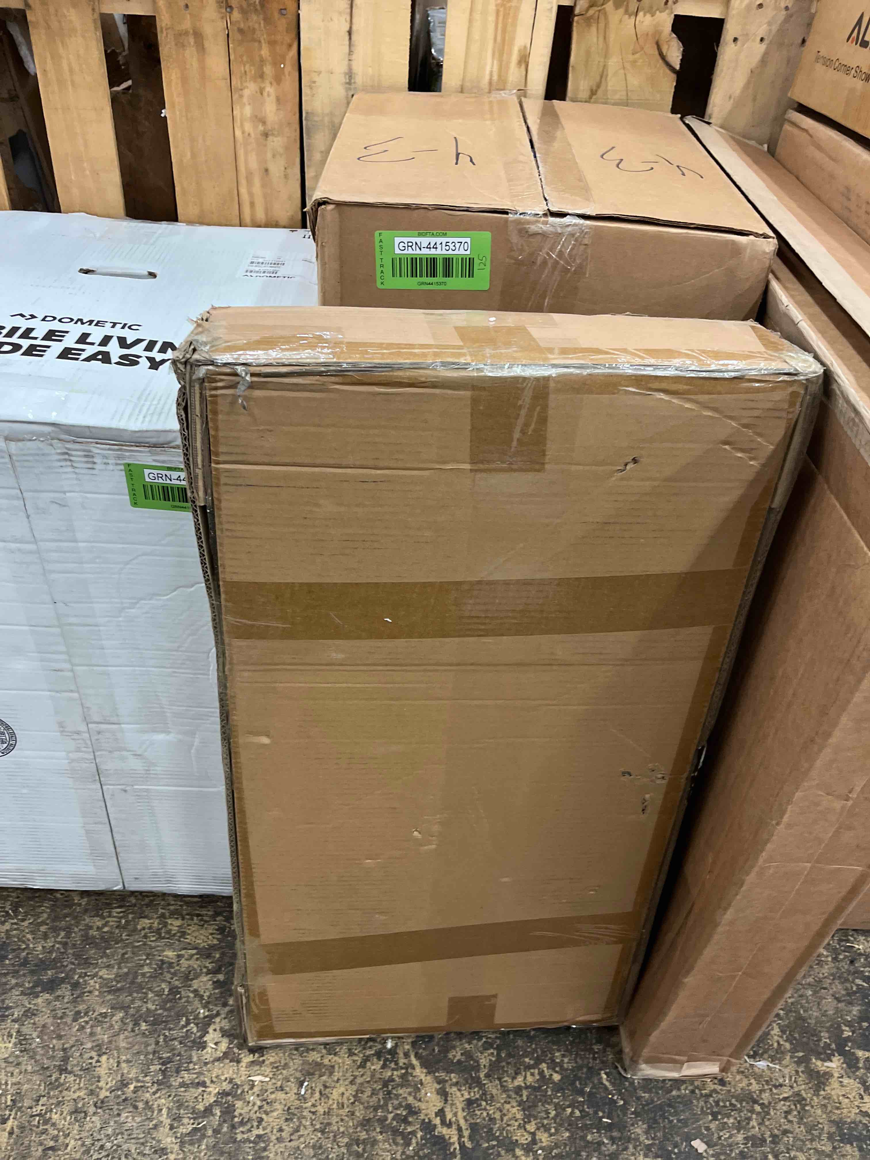 https://s3.amazonaws.com/lotting-images-prod/phillipi/GRN4415372_1731084077071.jpeg