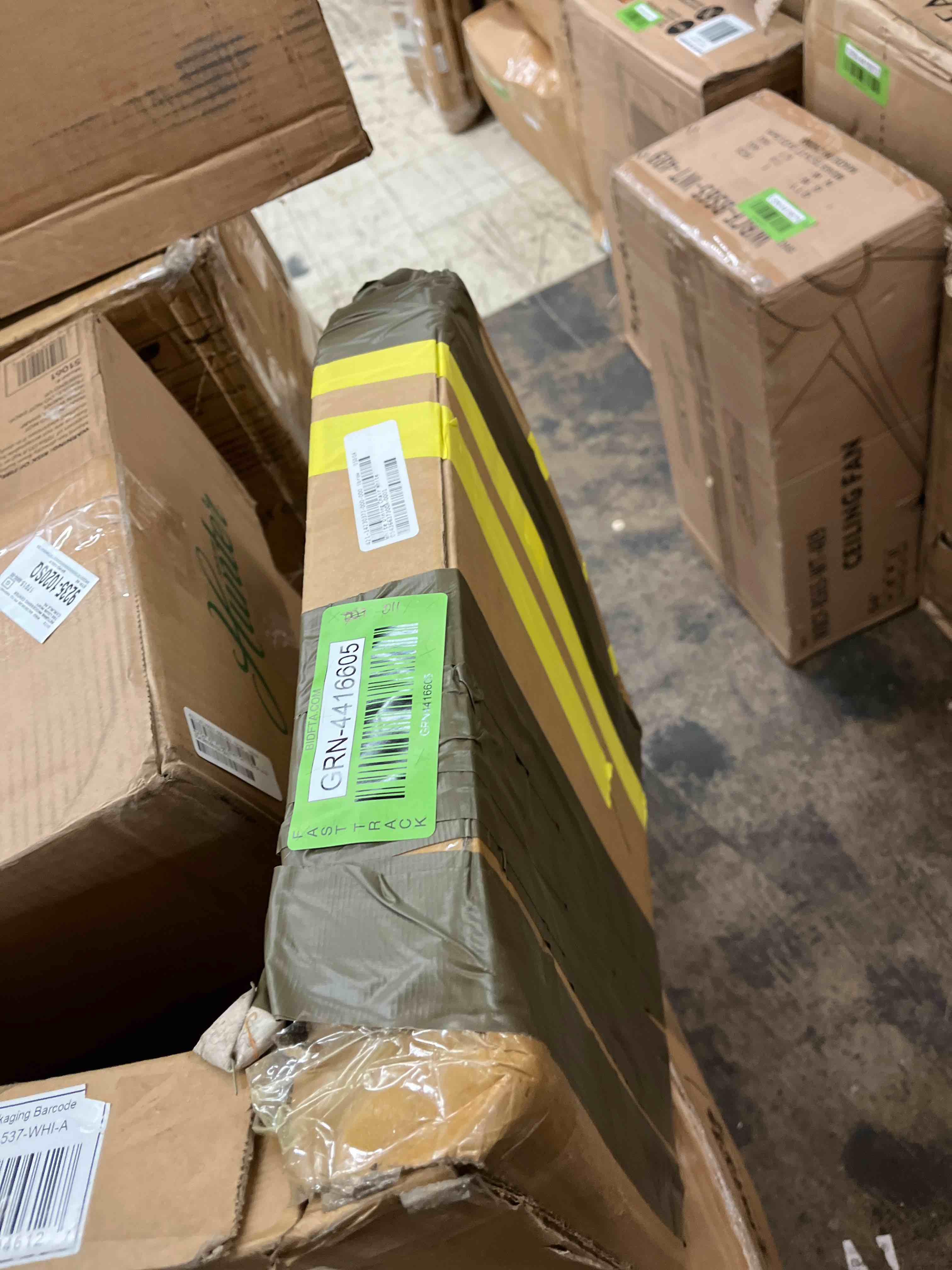 https://s3.amazonaws.com/lotting-images-prod/phillipi/GRN4416605_1729781487139.jpeg