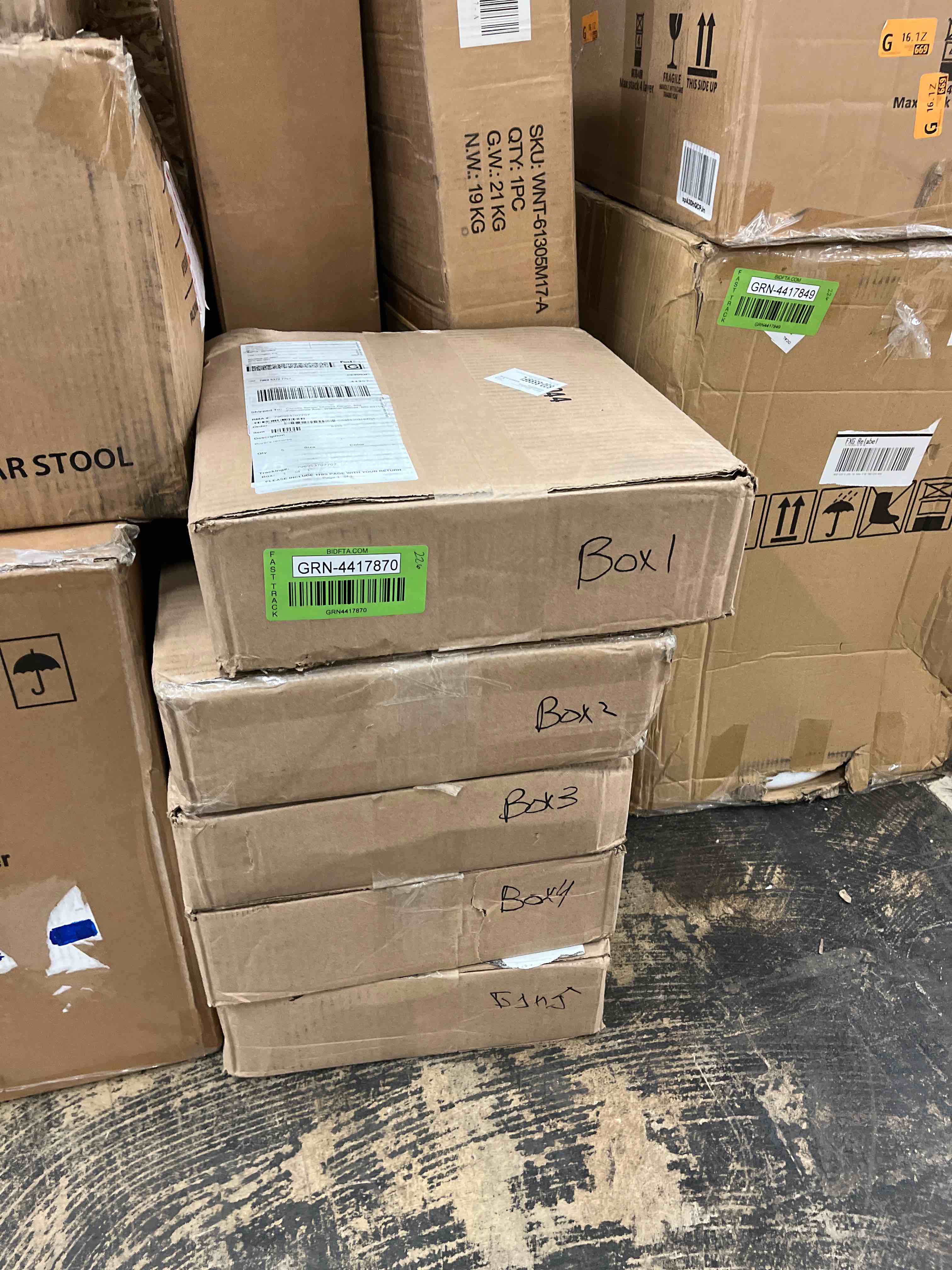 https://s3.amazonaws.com/lotting-images-prod/phillipi/GRN4417870_1732222714117.jpeg