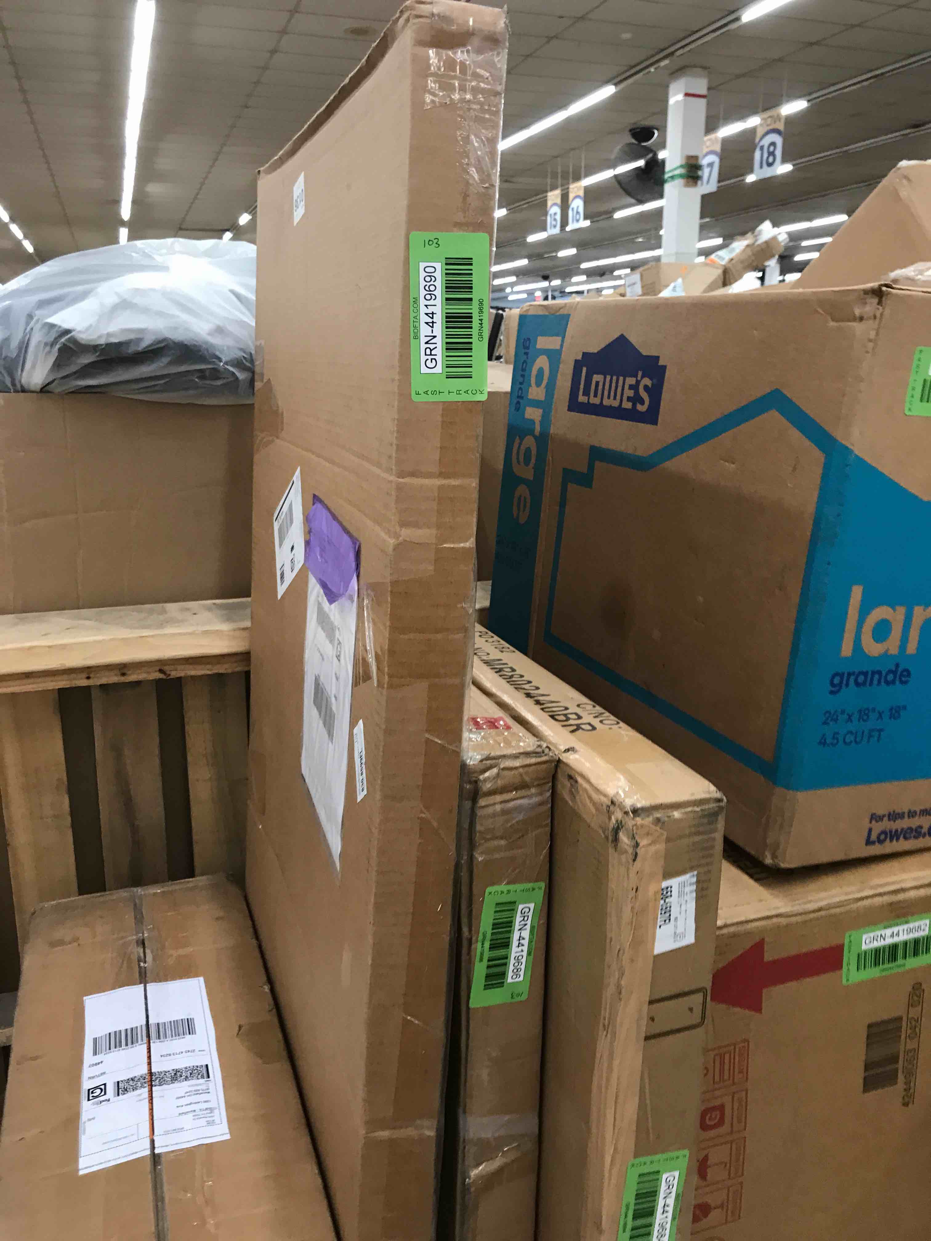 https://s3.amazonaws.com/lotting-images-prod/phillipi/GRN4419690_1717507466595.jpeg