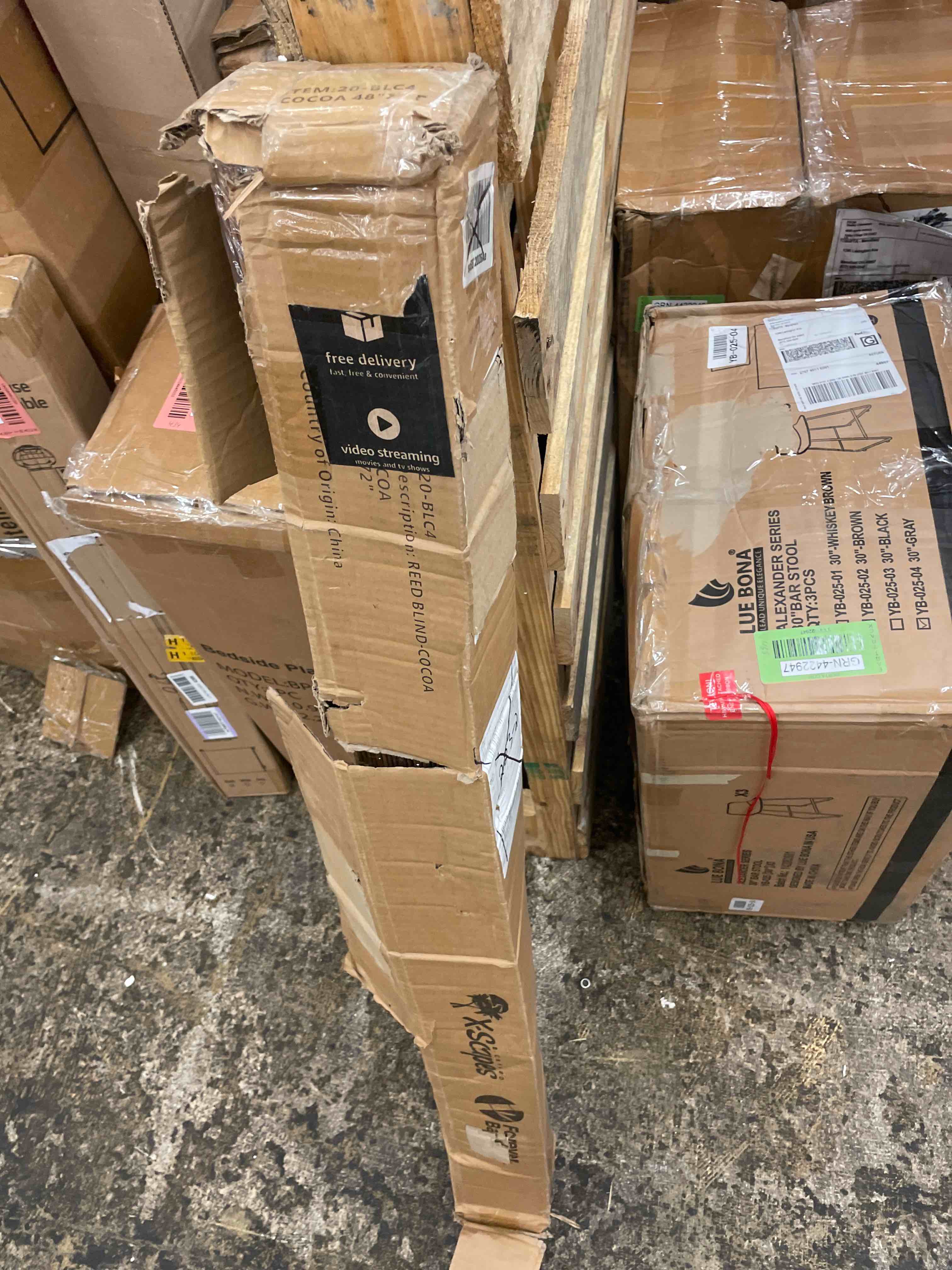 https://s3.amazonaws.com/lotting-images-prod/phillipi/GRN4422972_1722396331618.jpeg