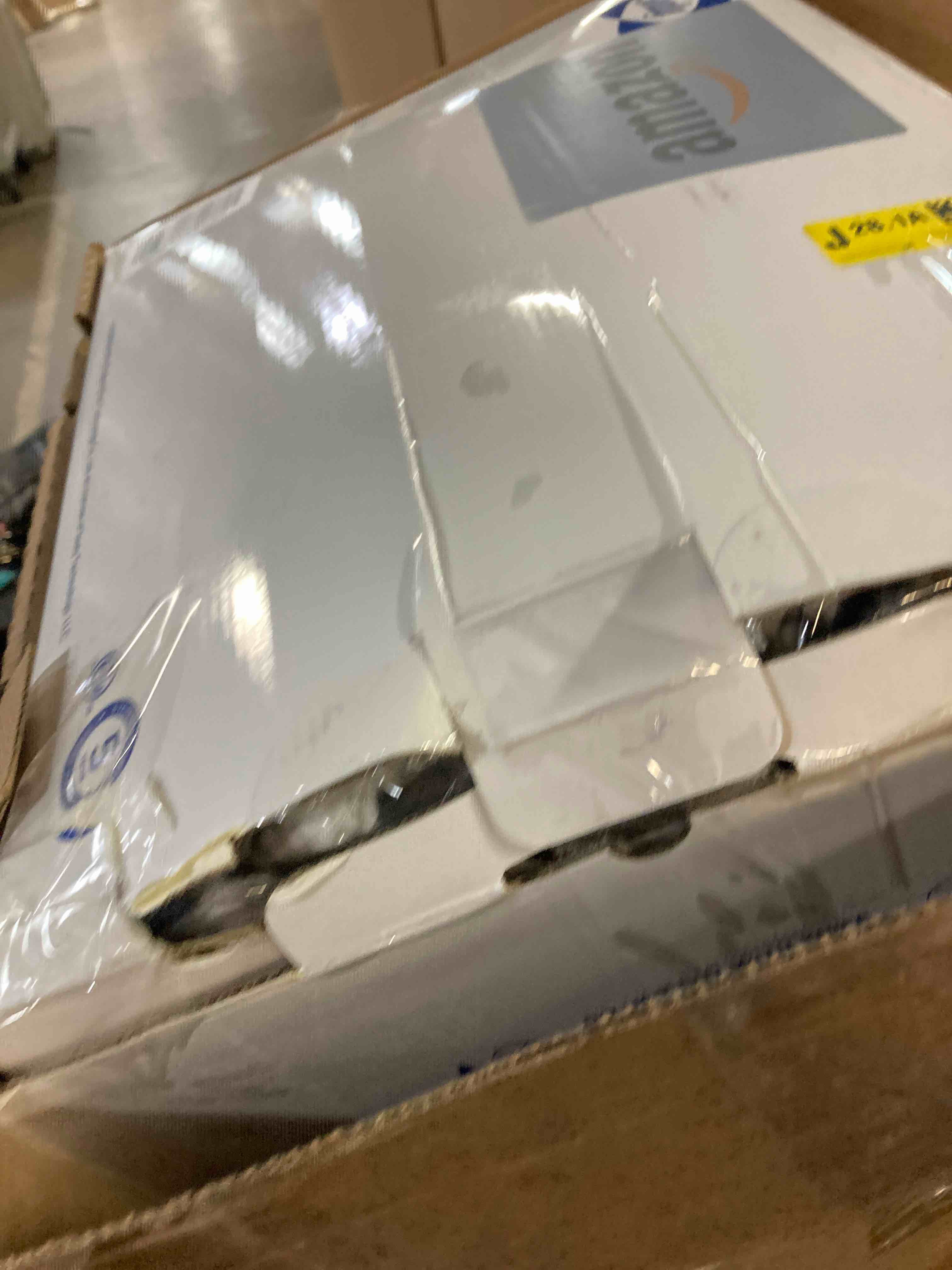 https://s3.amazonaws.com/lotting-images-prod/phillipi/GRN4776571_1715867512630.jpeg